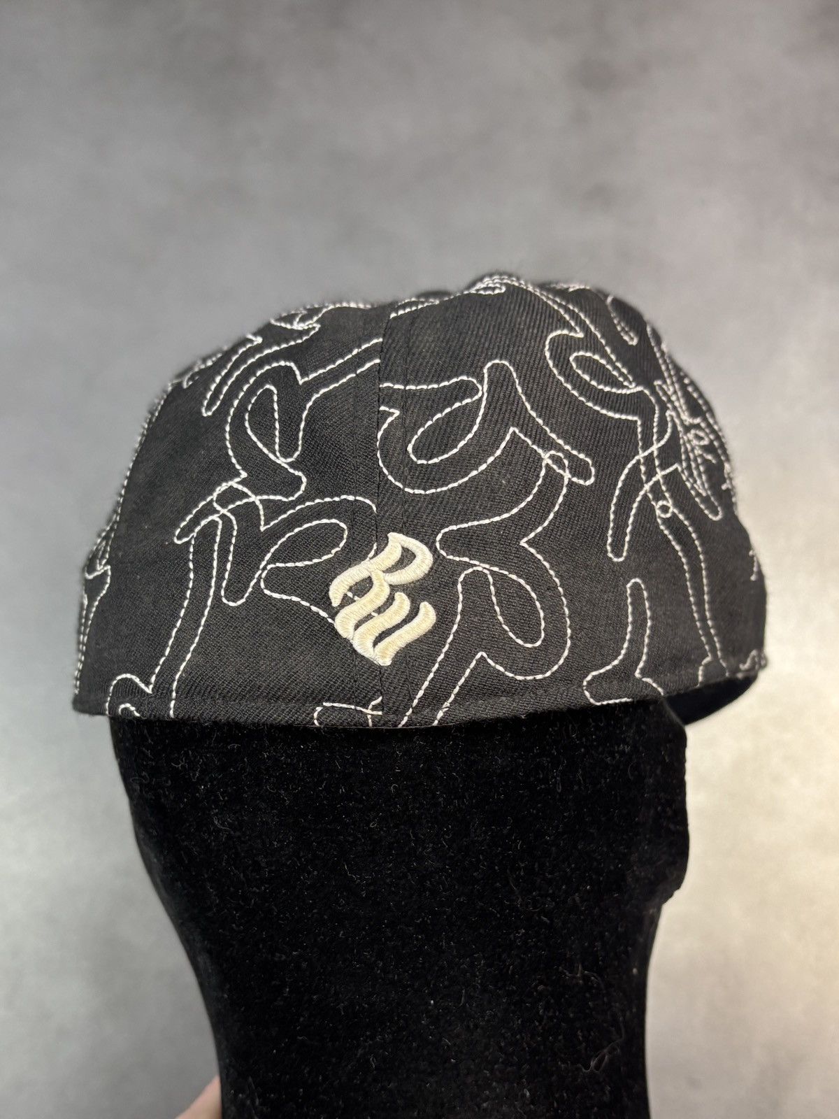 Rocawear × Vintage Vintage Rocawear Fitted Cap 7 1/2 Flat Brim 2000s 1990s Y2K Size ONE SIZE - 4 Thumbnail