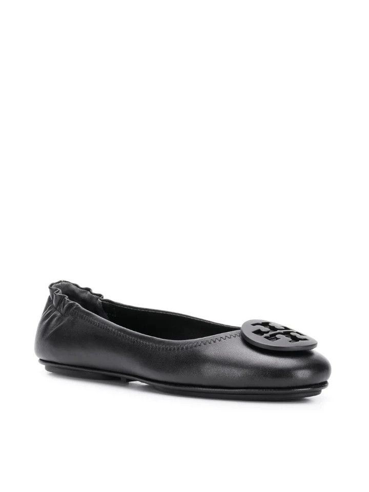 o1s22i1n1024 Shiny Leather Ballet Flats in Black