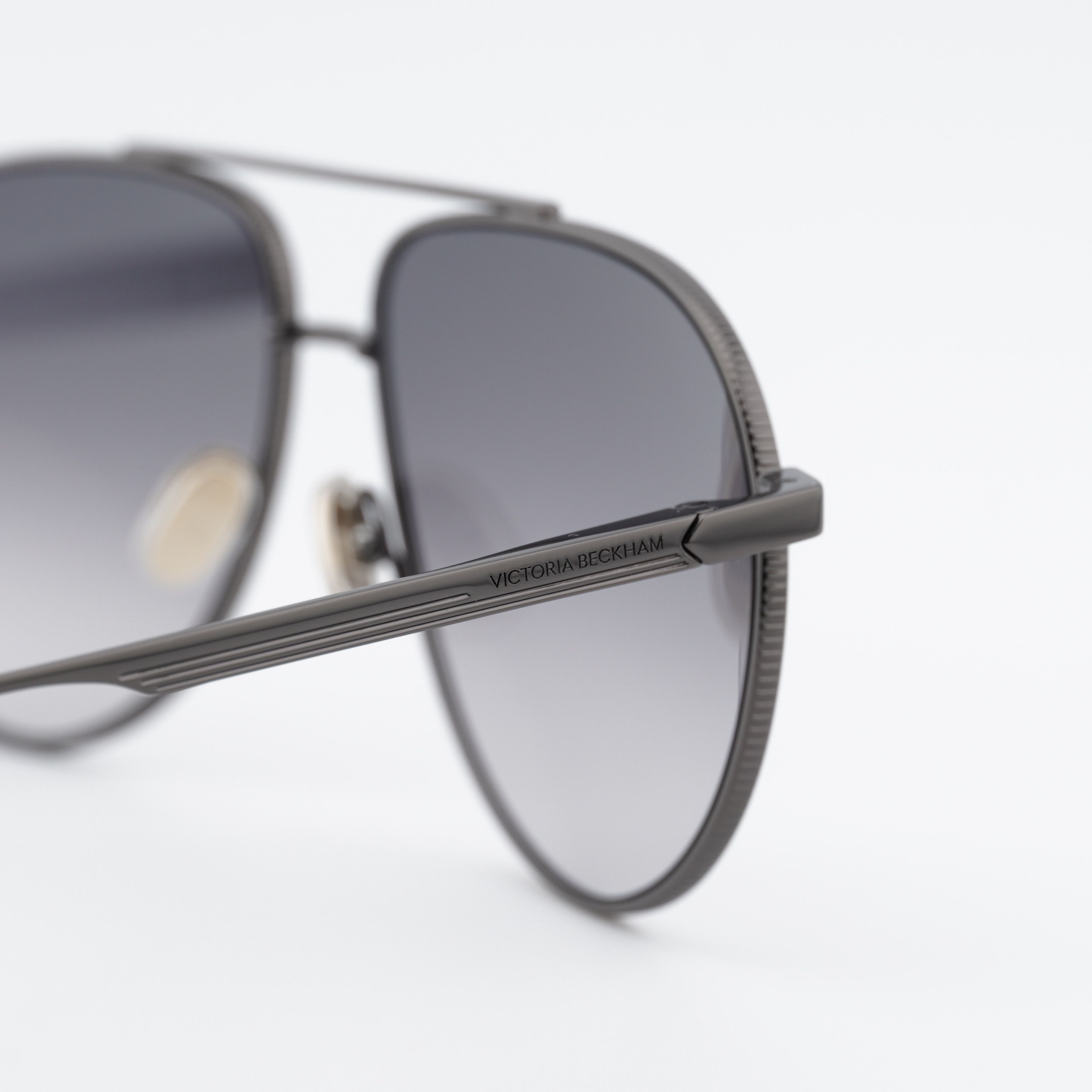 Victoria Beckham Victoria Beckham VB242S 043 Sunglasses Gunmetal Aviator Size ONE SIZE - 7 Thumbnail