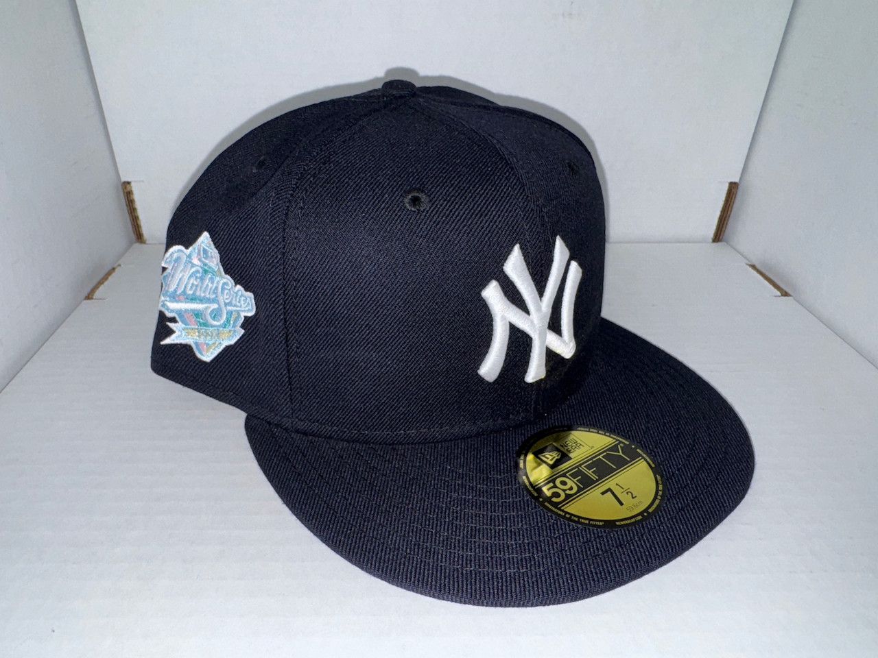 New Era NY Yankees Fitted, Pastel Navy (Size 7 1/2) Size ONE SIZE - 1 Thumbnail