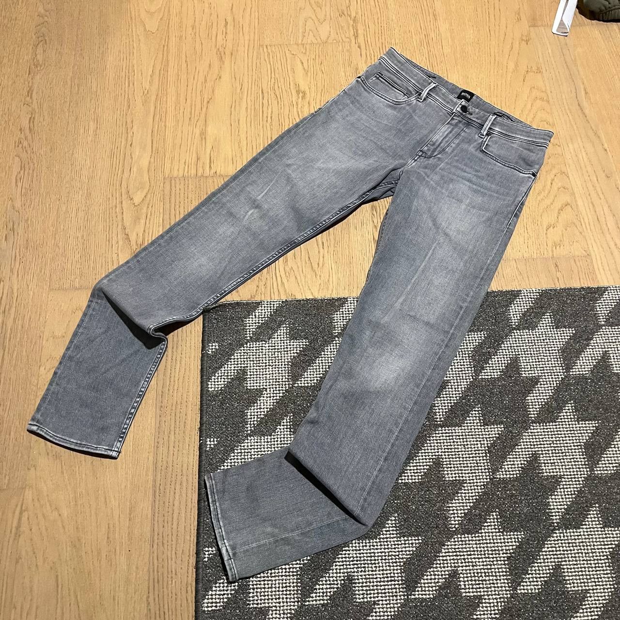 Hugo Boss HUGO BOSS Skinny Jeans Size US 30 / EU 46 - 1 Thumbnail