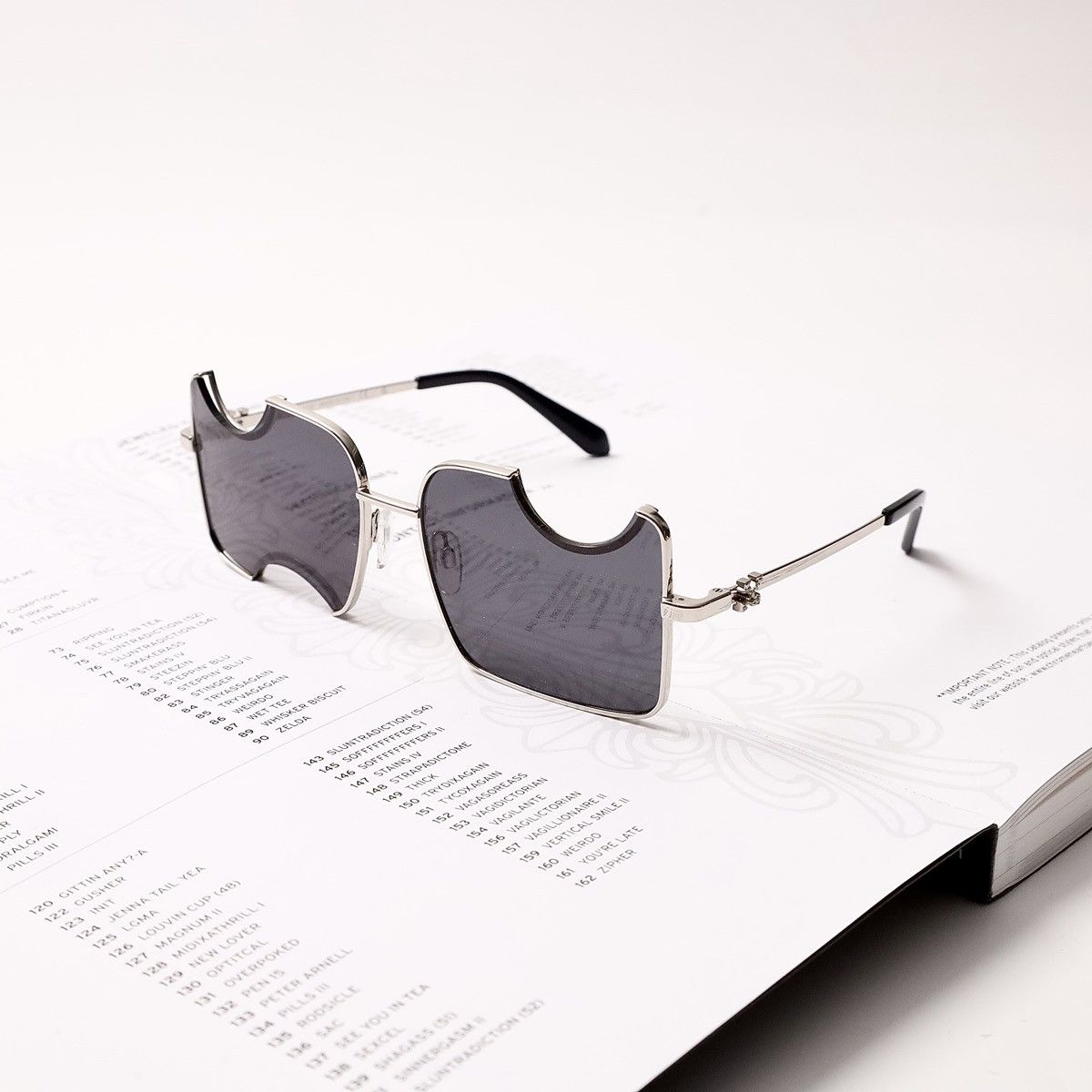 Off-White OFF WHITE SALVADOR SUNGLASSES Size ONE SIZE - 1 Thumbnail