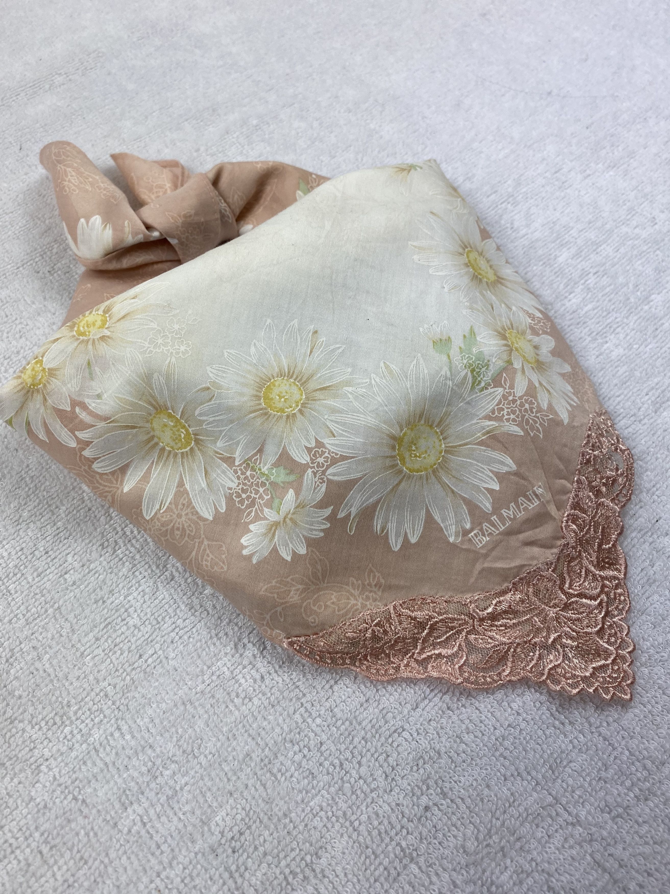 Pierre Balmain × Vintage Balmain Floral Handkerchief / Bandana / Neckerchief Size ONE SIZE - 1 Thumbnail