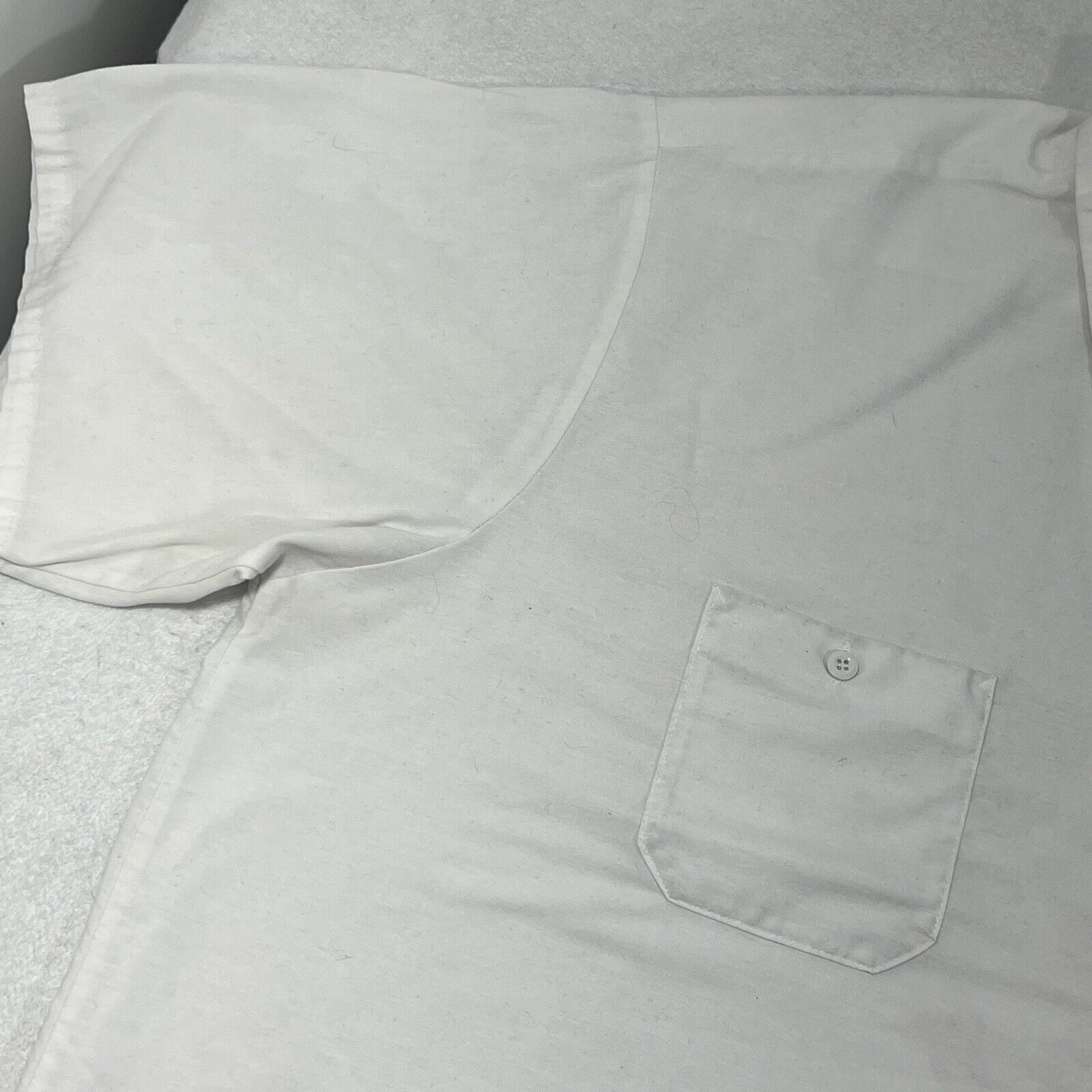Disney Disney 5XL Cast Member White Button Short Sleeve Shirt Size US XXL / EU 58 / 5 - 5 Thumbnail