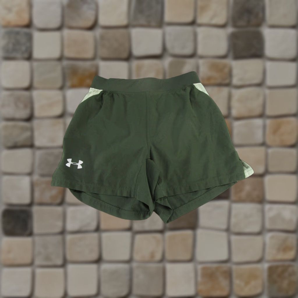 Under Armour Under Armour Shorts Womens Small Heatgear Lightweight Fitted Green Athletic Activewear"} Size 28" / US 6 / IT 42 - 1 Thumbnail