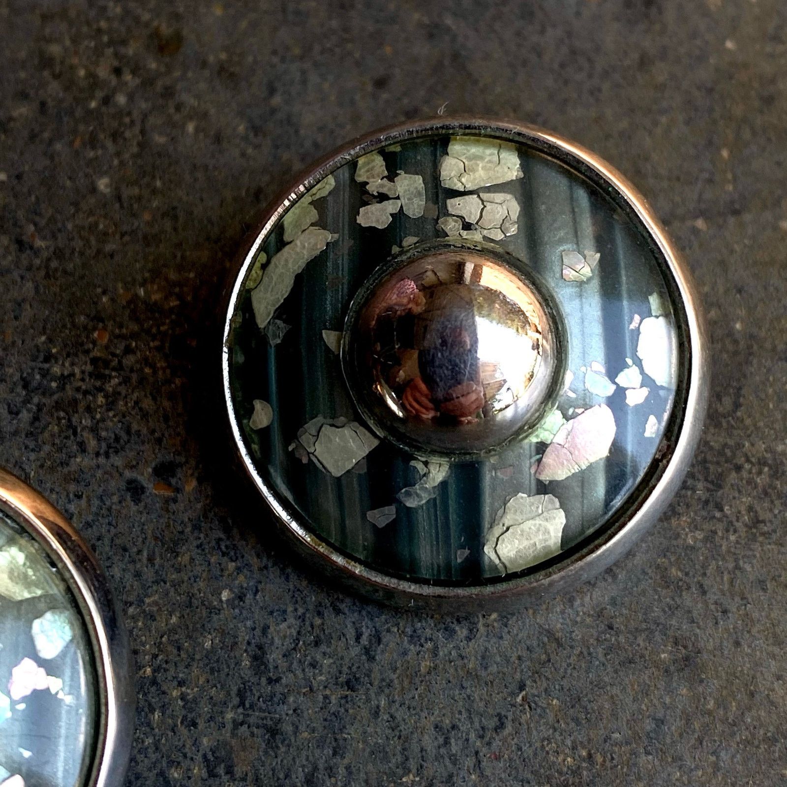 Vintage Vtg 70s Brutalist Circular Silver Green Clip-On Earrings Size ONE SIZE - 5 Thumbnail