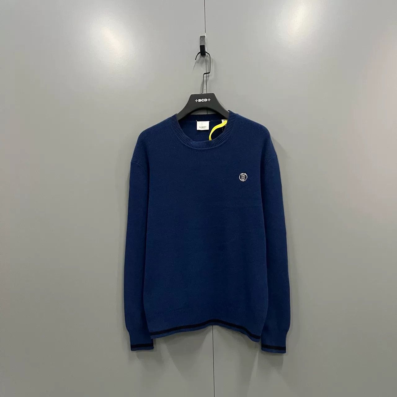 Burberry Burberry Dark Blue Logo Embroidered Knit Sweater Size US S / EU 44-46 / 1 - 1 Thumbnail