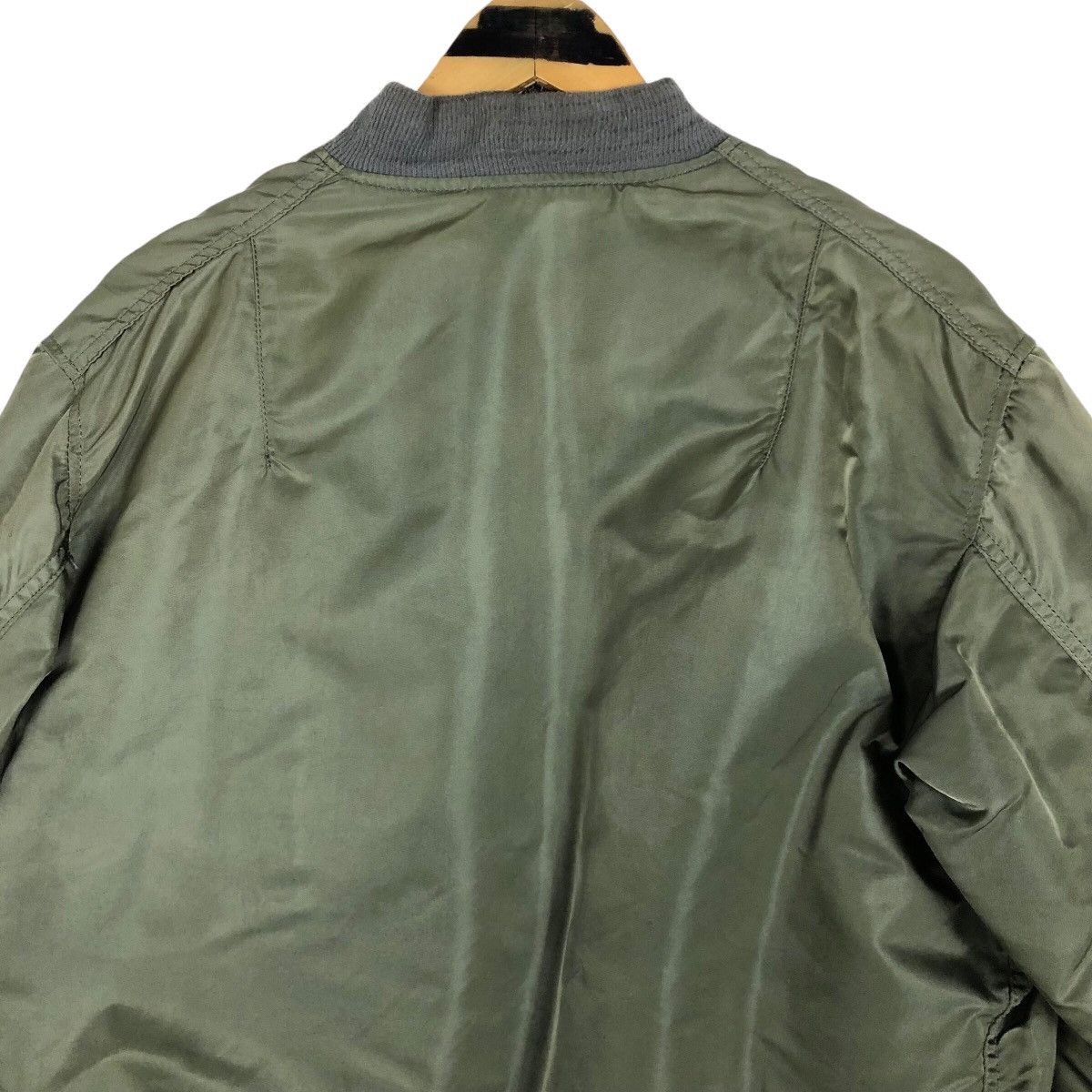 Alpha Industries Vintage 90s Alpha Industries MA-1 Bomber Jacket Size US L / EU 52-54 / 3 - 11 Thumbnail