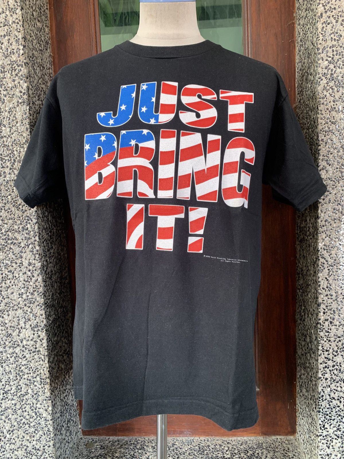 WWF Vintage 2002 The Rock World Wrestling Federation WWF T shirt Size US L / EU 52-54 / 3 - 1 Thumbnail