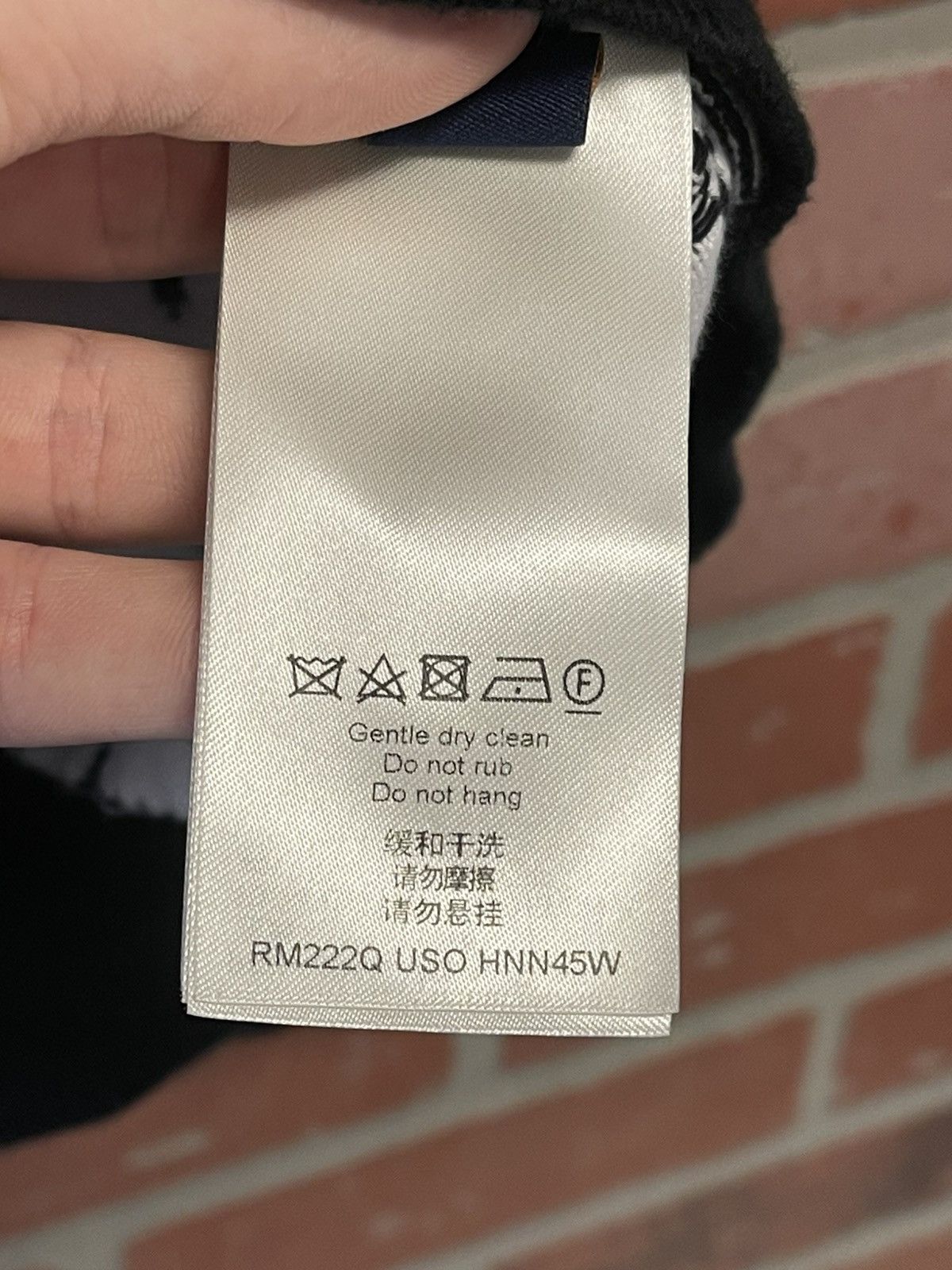 Louis Vuitton Size M - Louis Vuitton Monogram Gradient Hoodie Size US M / EU 48-50 / 2 - 10 Thumbnail