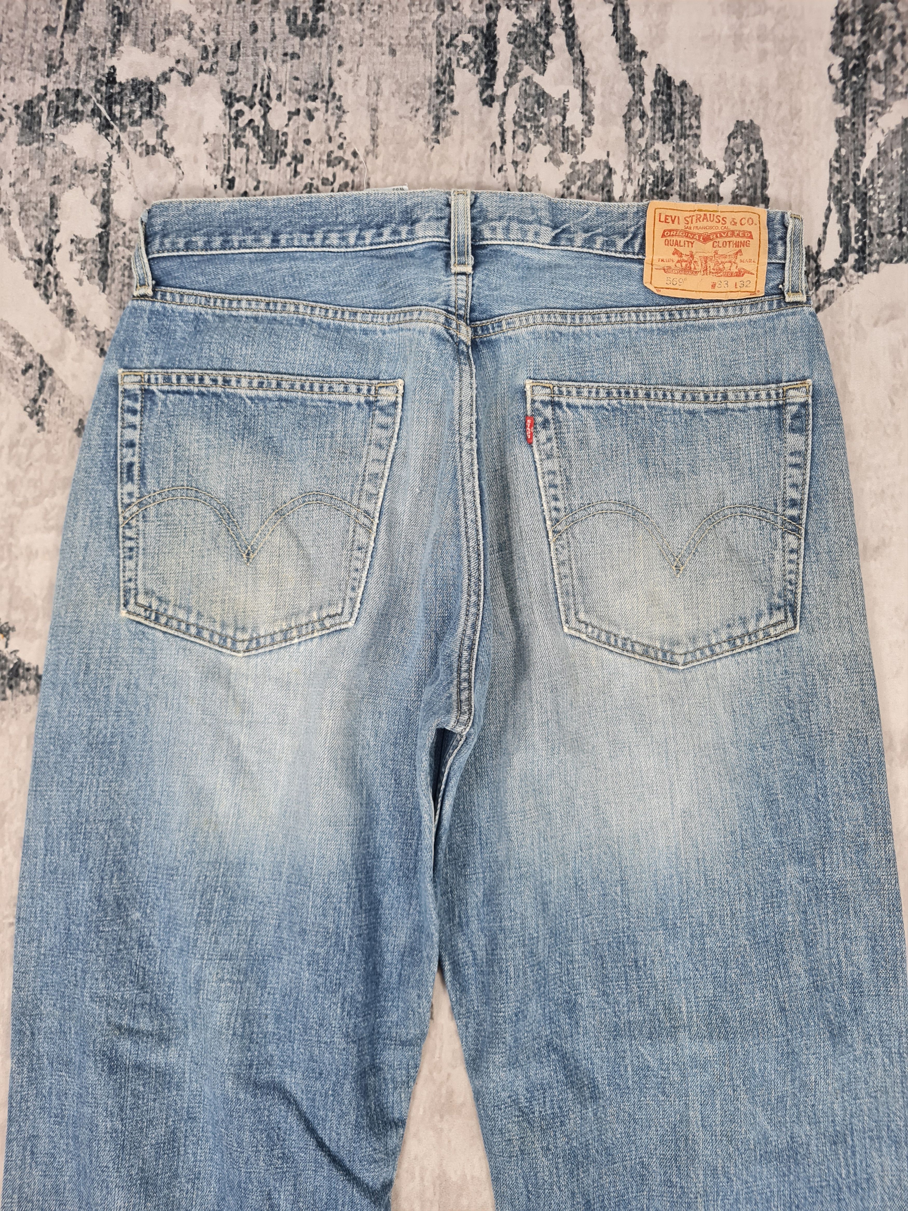Levi's Vintage Clothing Vtg LEVIS 569 Distressed Ripeed Faded Jeans L0371 Size 35X31 Size US 35 - 9 Thumbnail