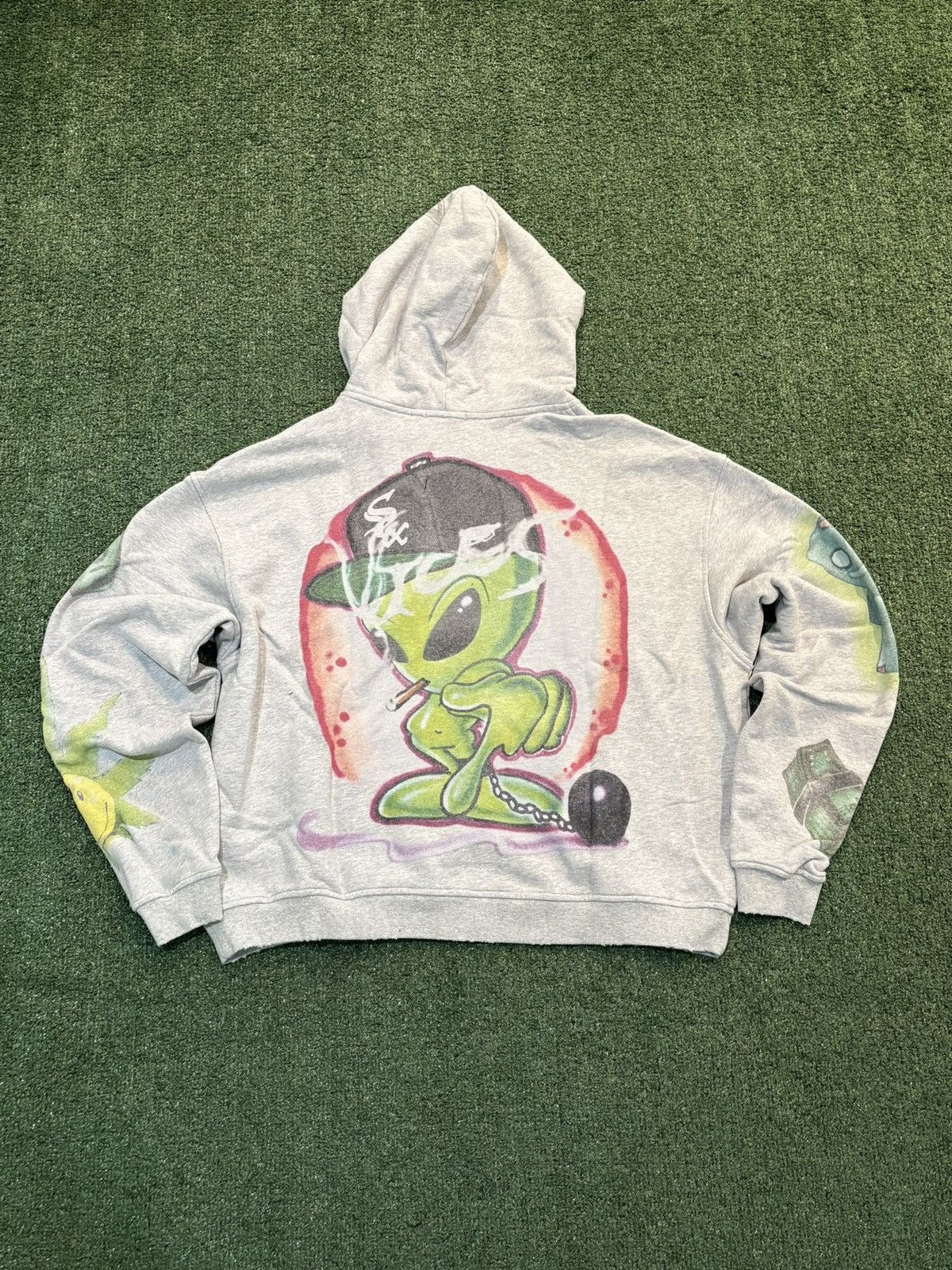 TRIPLE SEVENS TRIPLE SEVENS “VICES” HOODIE - SIZE LARGE - (GREY) Size US L / EU 52-54 / 3 - 2 Thumbnail
