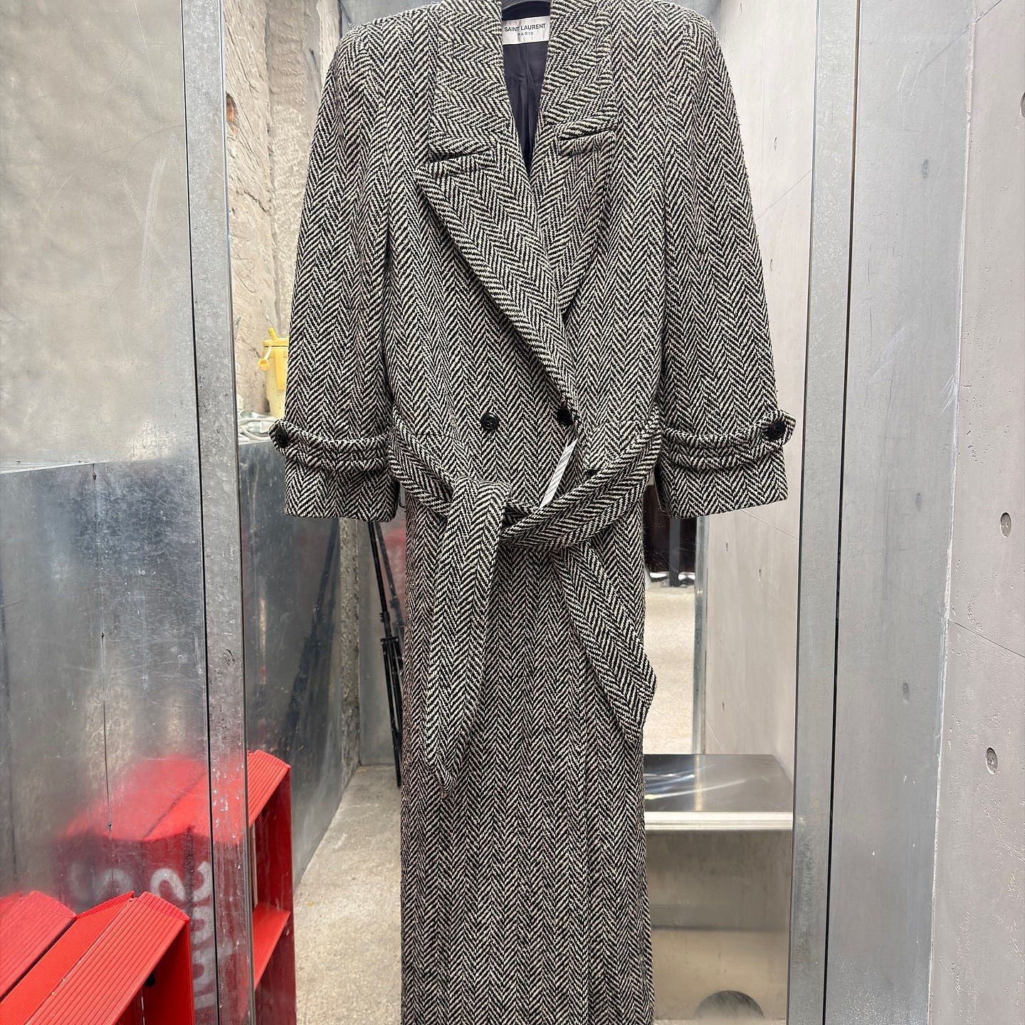 Saint Laurent Paris Saint Laurent Herringbone Wool Coat Size FR 36 Size XS / US 0-2 / IT 36-38 - 1 Thumbnail