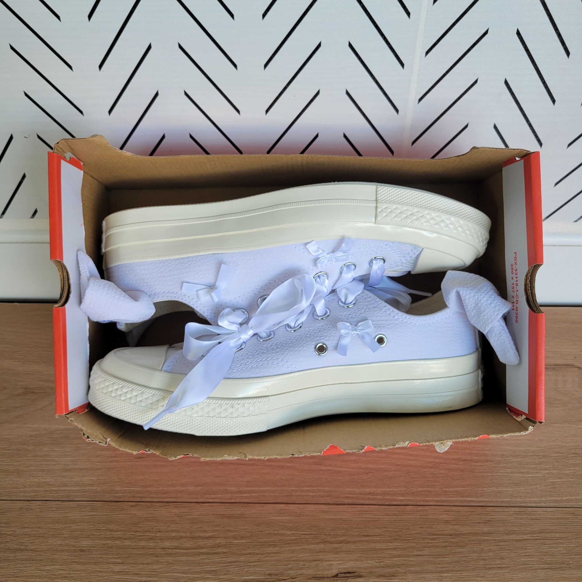 Converse ⭐Converse Chuck 70 OX Bow Sz 9 Womens Shoes Retro Sneakers W Size US 9 / IT 39 - 7 Thumbnail