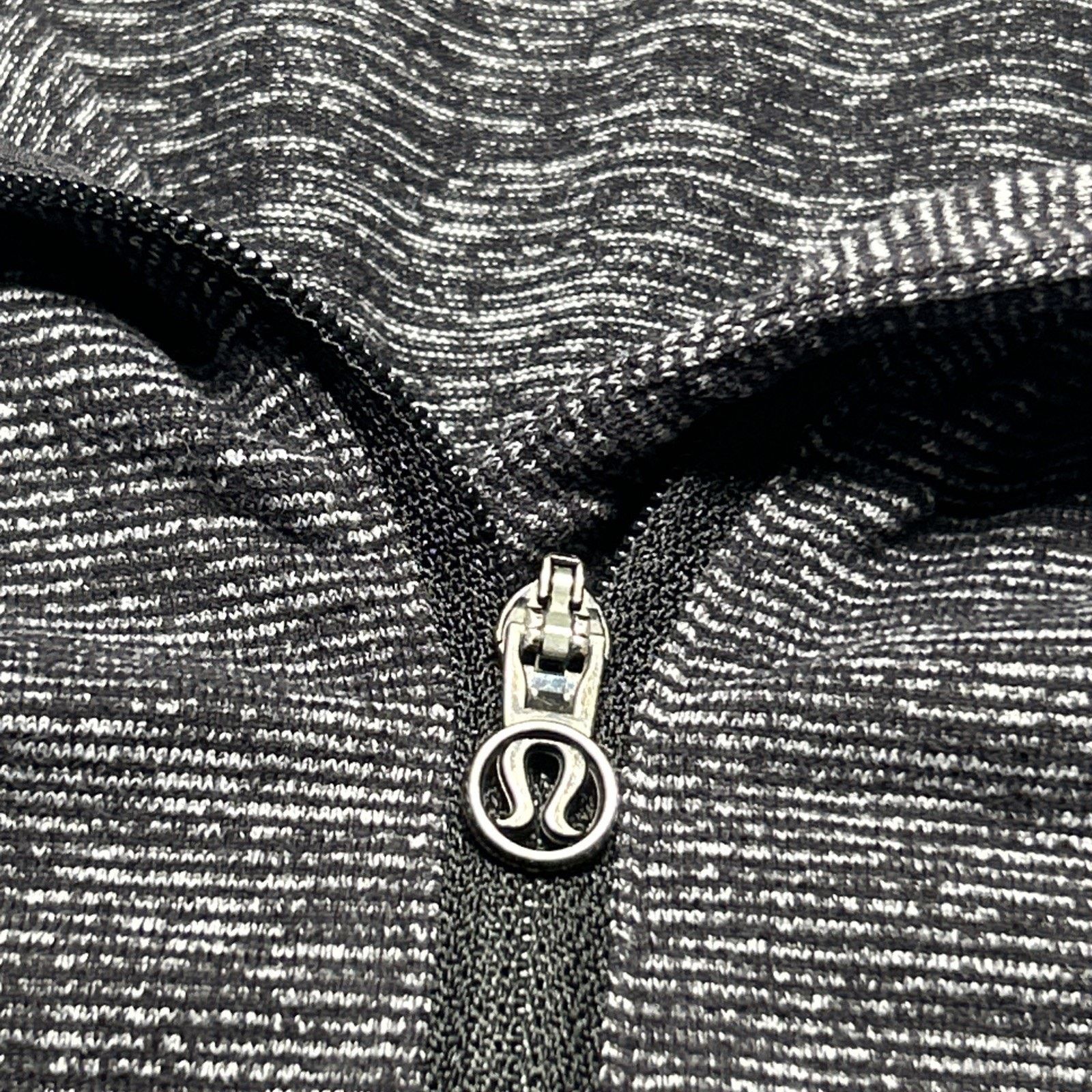 Lululemon Lululemon Balance Jacket Womens 4 Define Sweater Lightweight Size S / US 4 / IT 40 - 7 Thumbnail