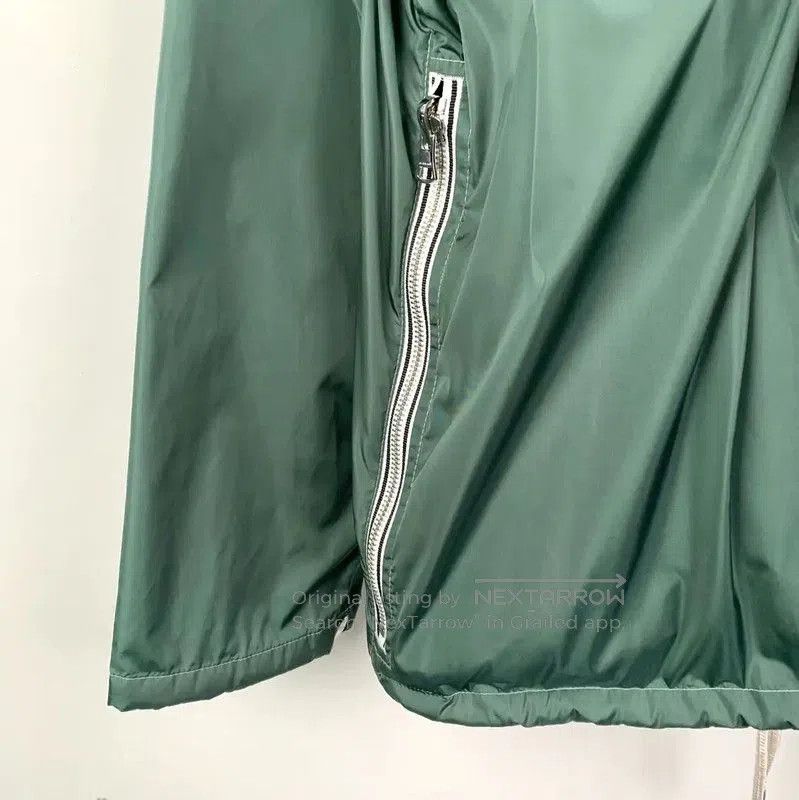 Burberry Burberry Green Nylon Men's Jacket. Size US XXL / EU 58 / 5 - 4 Thumbnail