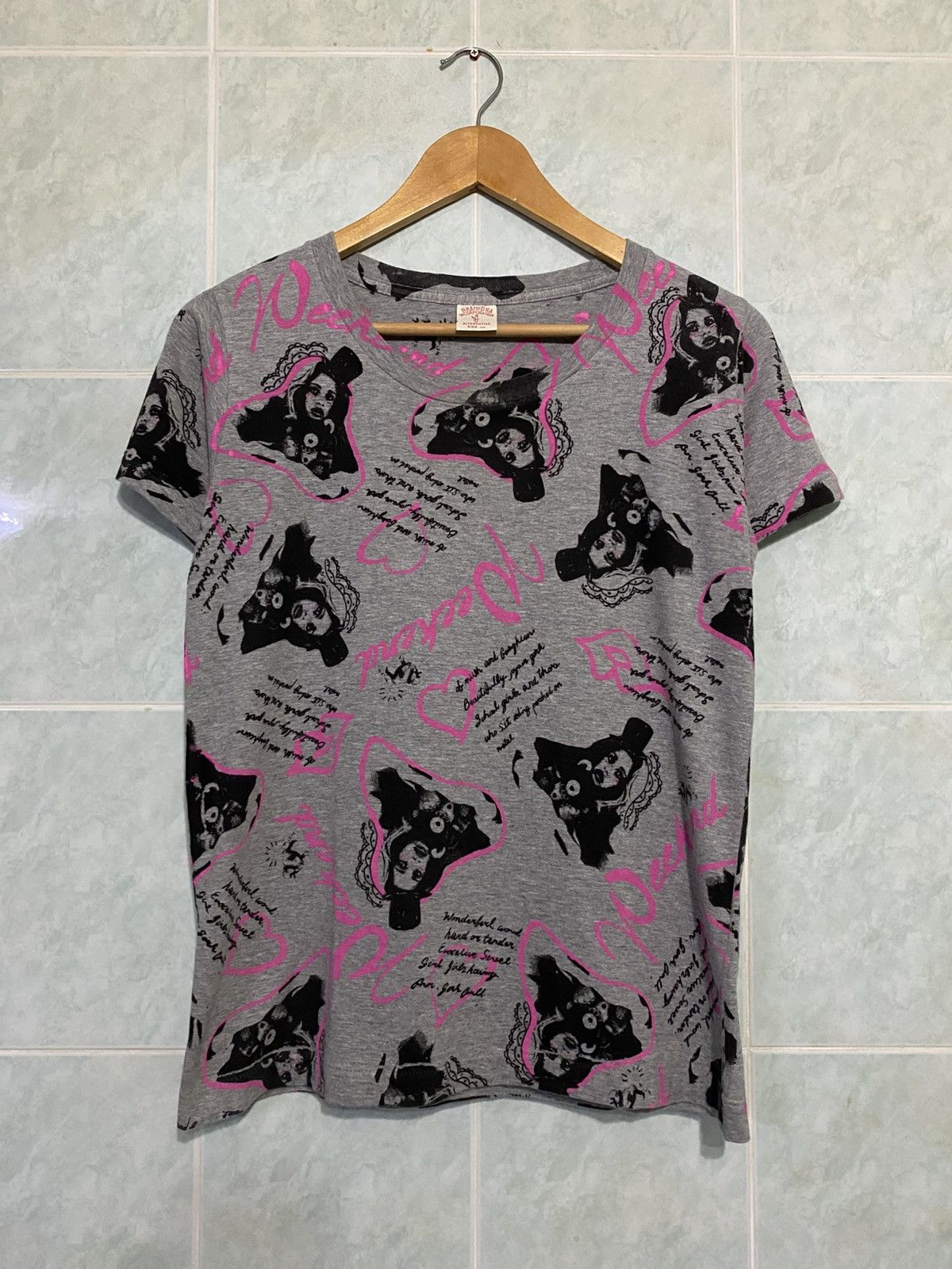 Japanese Brand RNA INC JAPAN SEXY MODEL OVERPRINT JAPAN TSHIRT Size US M / EU 48-50 / 2 - 8 Thumbnail