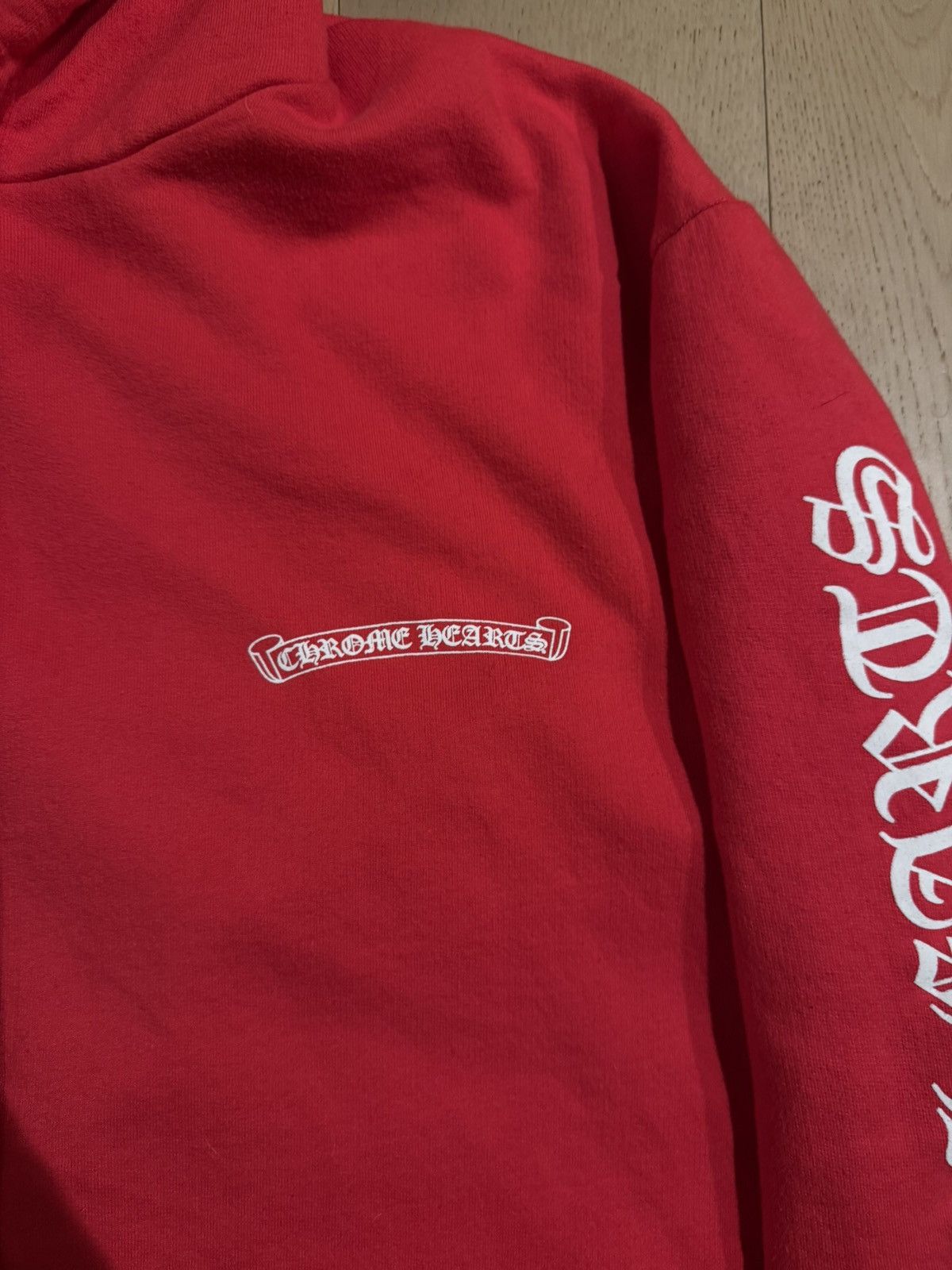 Chrome Hearts Chrome Hearts Red Scroll Hoodie Size US L / EU 52-54 / 3 - 3 Thumbnail
