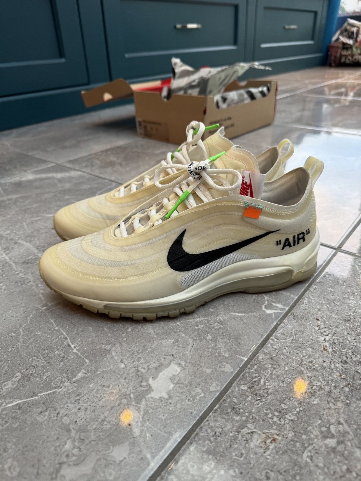 Nike × Off-White Nike x Off-White Air Max 97 Size US 10 / EU 43 - 15 Thumbnail