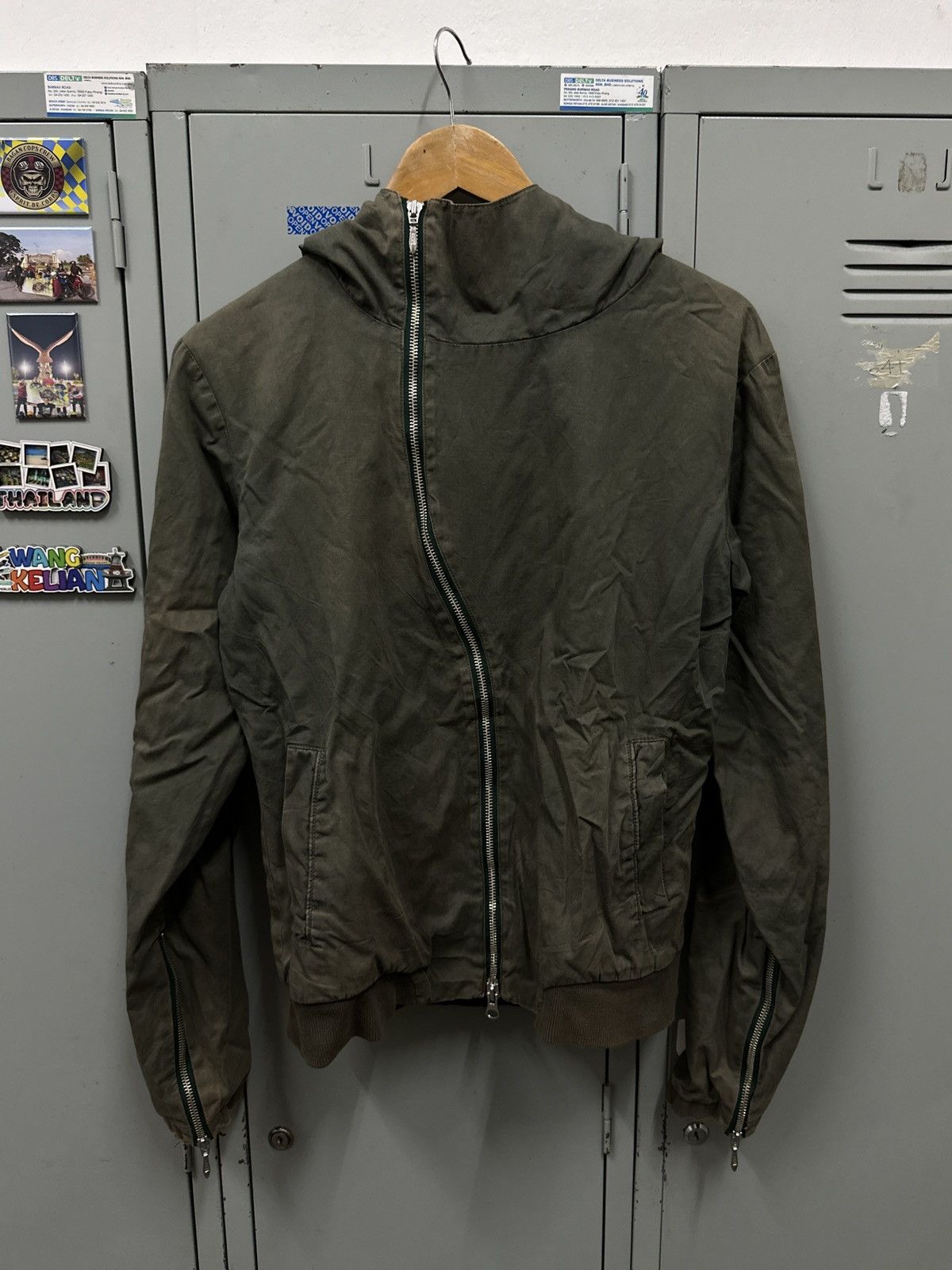 Le Grande Bleu (L.G.B.) Harlem Rouge Japanese Brand Asymmetrical Zipper Jacket Hood Size US M / EU 48-50 / 2 - 4 Thumbnail