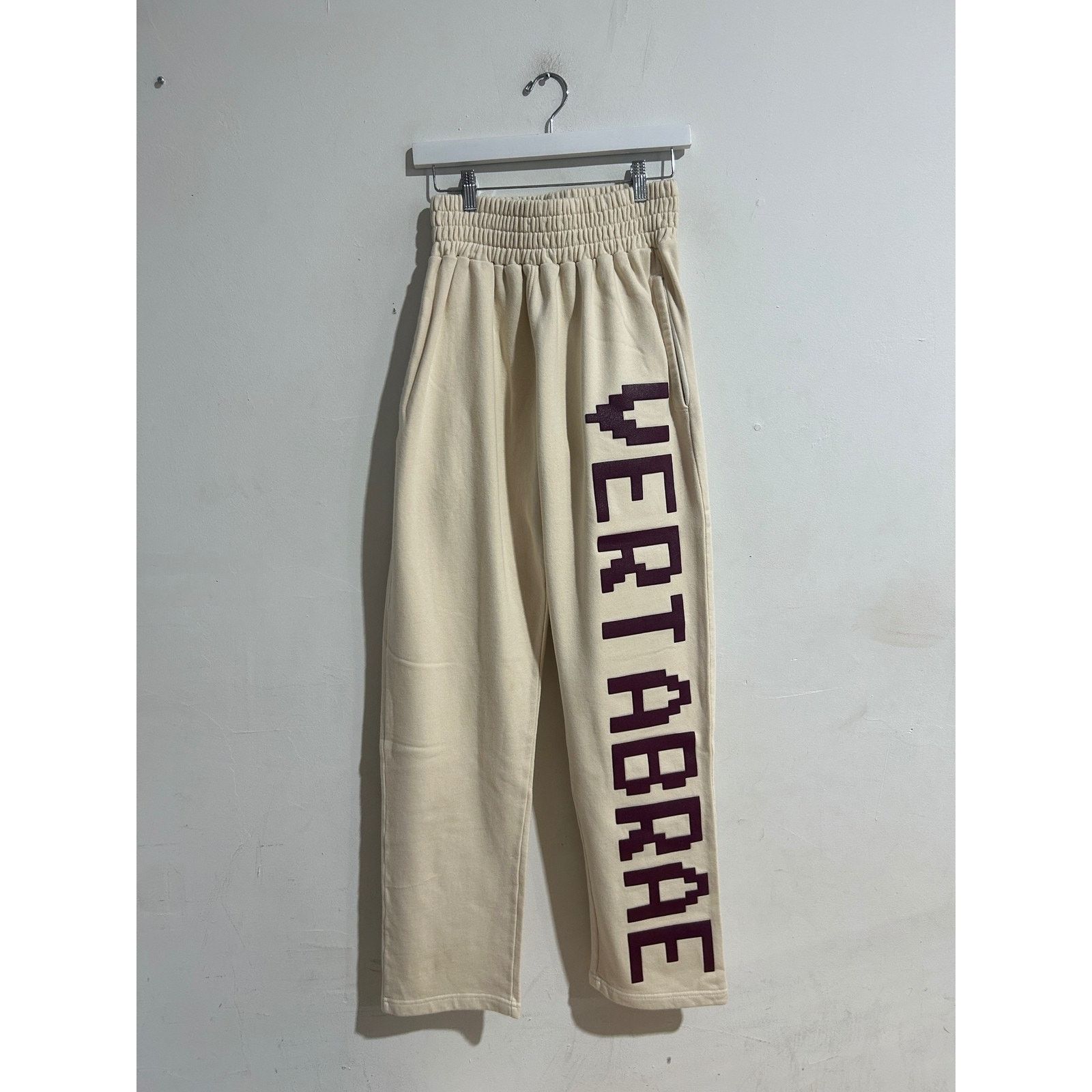Vertabrae VERTABRAE LOGO CREAM BURGUNDY SWEAT PANT SIZE XXL PREOWNED Size US 34 / EU 50 - 1 Thumbnail