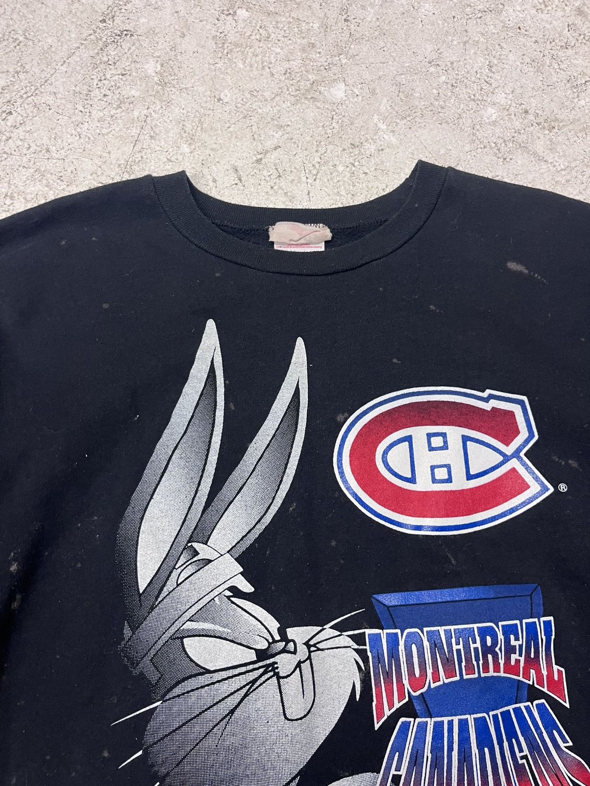 Vintage Vintage bugs bunny montreal canadiens sweatshirt Size US M / EU 48-50 / 2 - 1 Thumbnail
