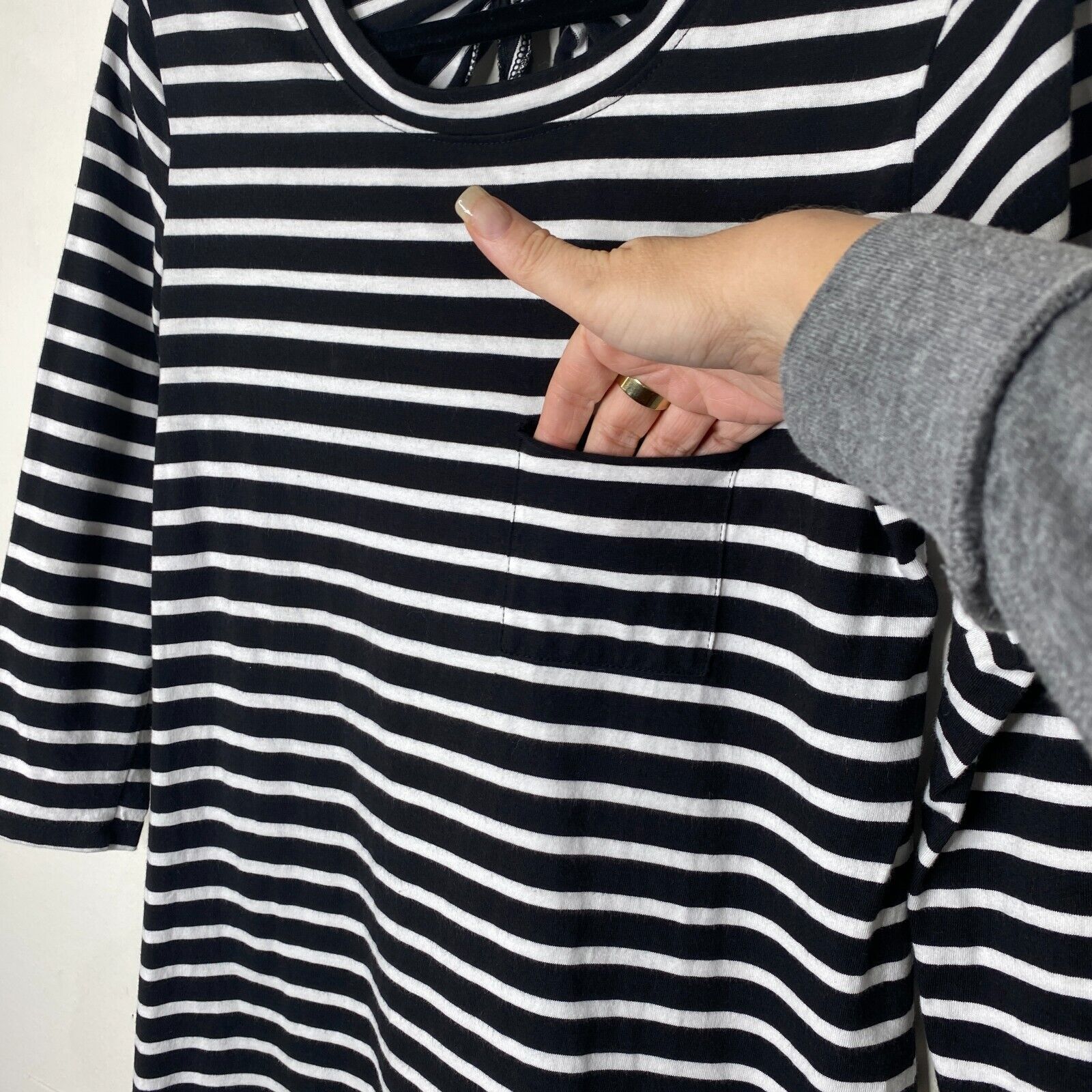 Sanctuary Sanctuary 3/4 Sleeve Black White Stripe Open Tie Back Dress Size XS / US 0-2 / IT 36-38 - 5 Thumbnail