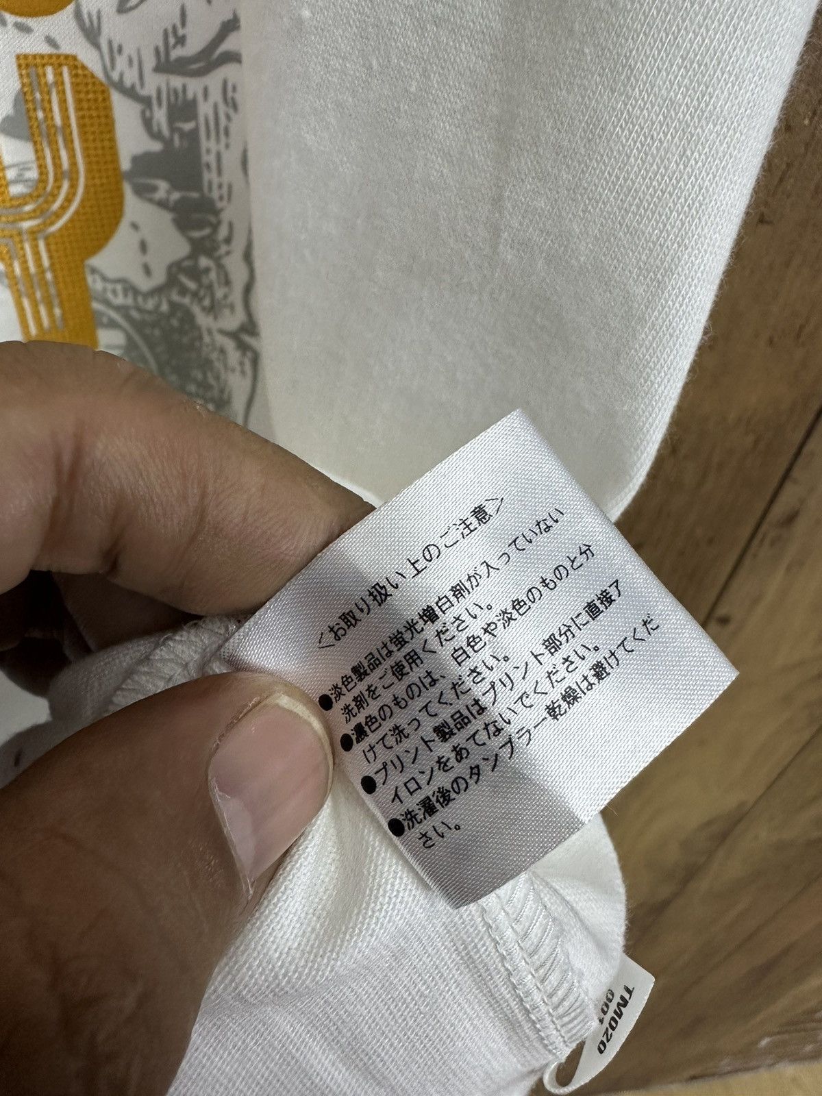 Michiko Koshino Vintage Michiko London Koshino Nos Tshirt A370 Size US L / EU 52-54 / 3 - 10 Thumbnail
