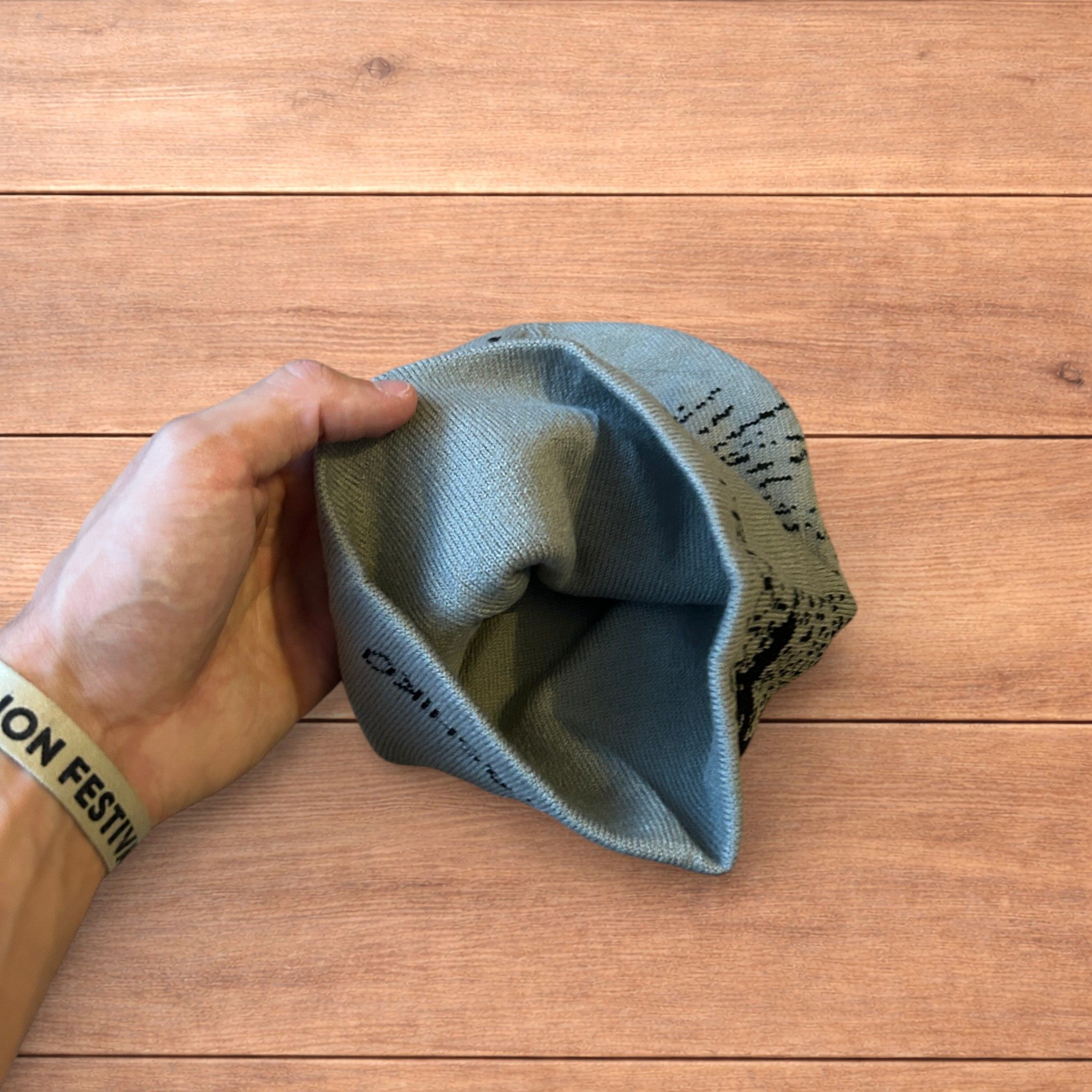 Japanese Brand Japanese vintage style beanie with graphic design in grey. Size ONE SIZE - 6 Thumbnail