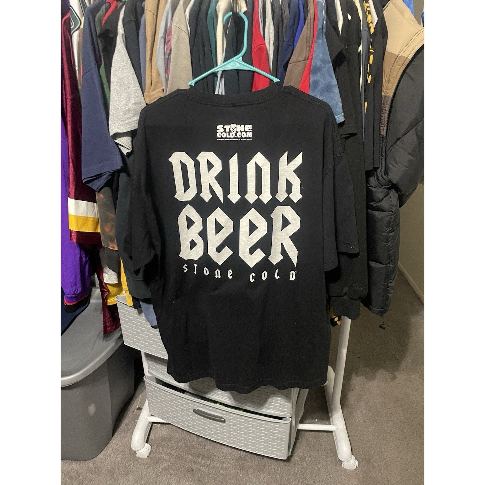 WWE Size XL-VTG WWE STONE COLD F*** FEAR DRINK BEER T-SHIRT 2003 Size US XL / EU 56 / 4 - 2 Thumbnail