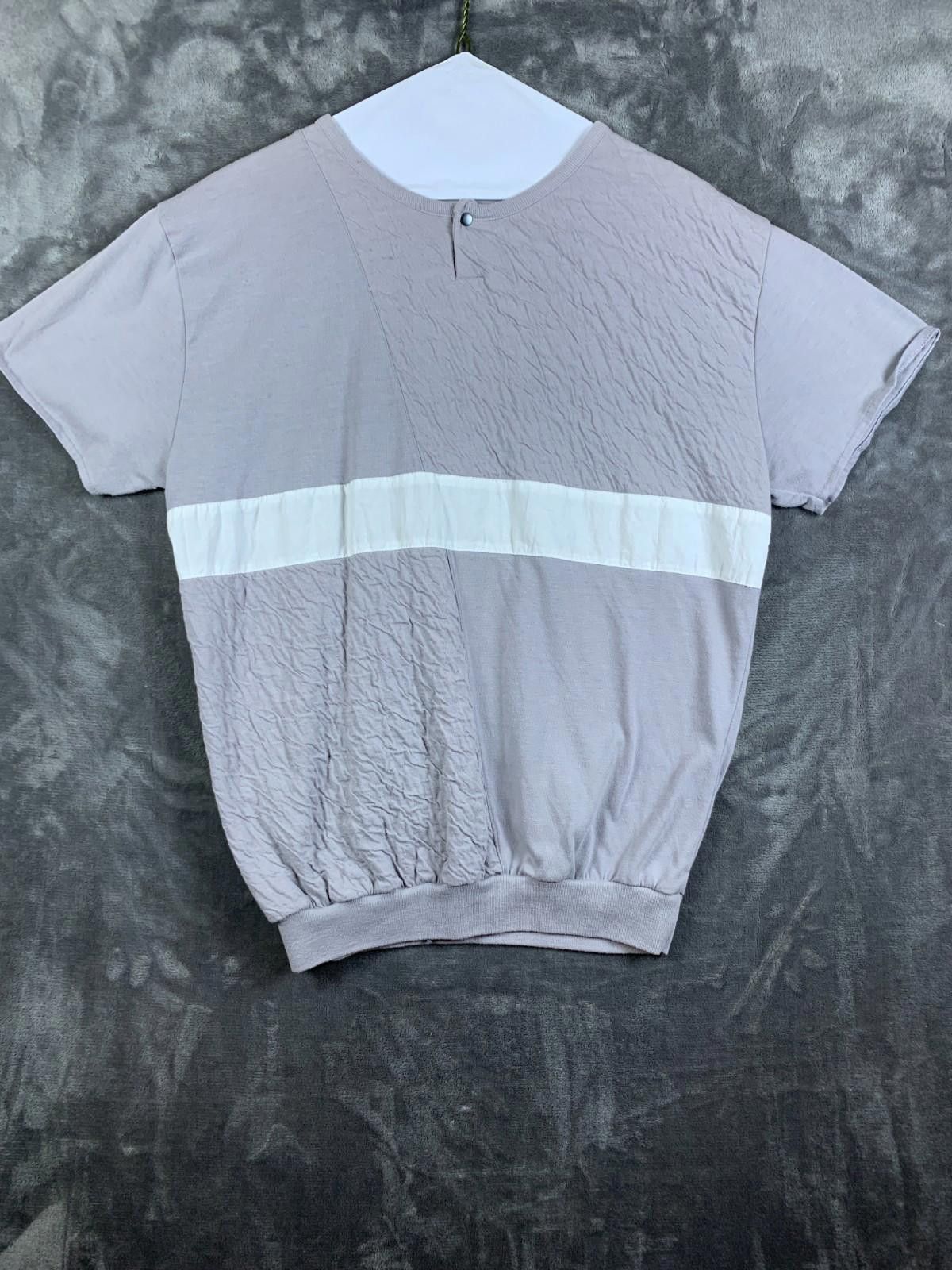 Designer PETER B Mens Grey/Whtie Striped SS Knit waist Shirt XL (245) Size US XL / EU 56 / 4 - 1 Thumbnail