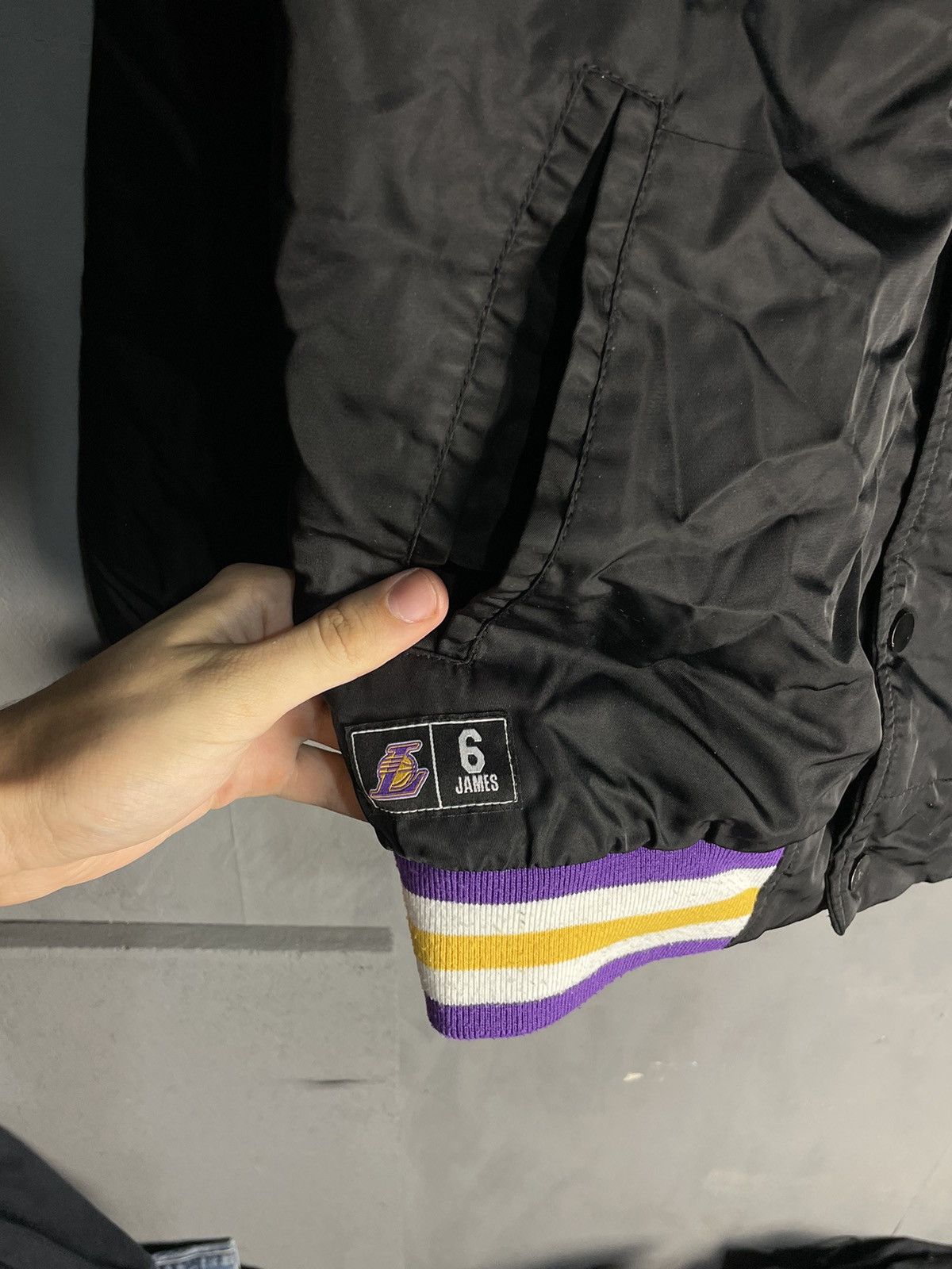 NBA L.A. Lakers Bomber Jacket Size US S / EU 44-46 / 1 - 5 Thumbnail