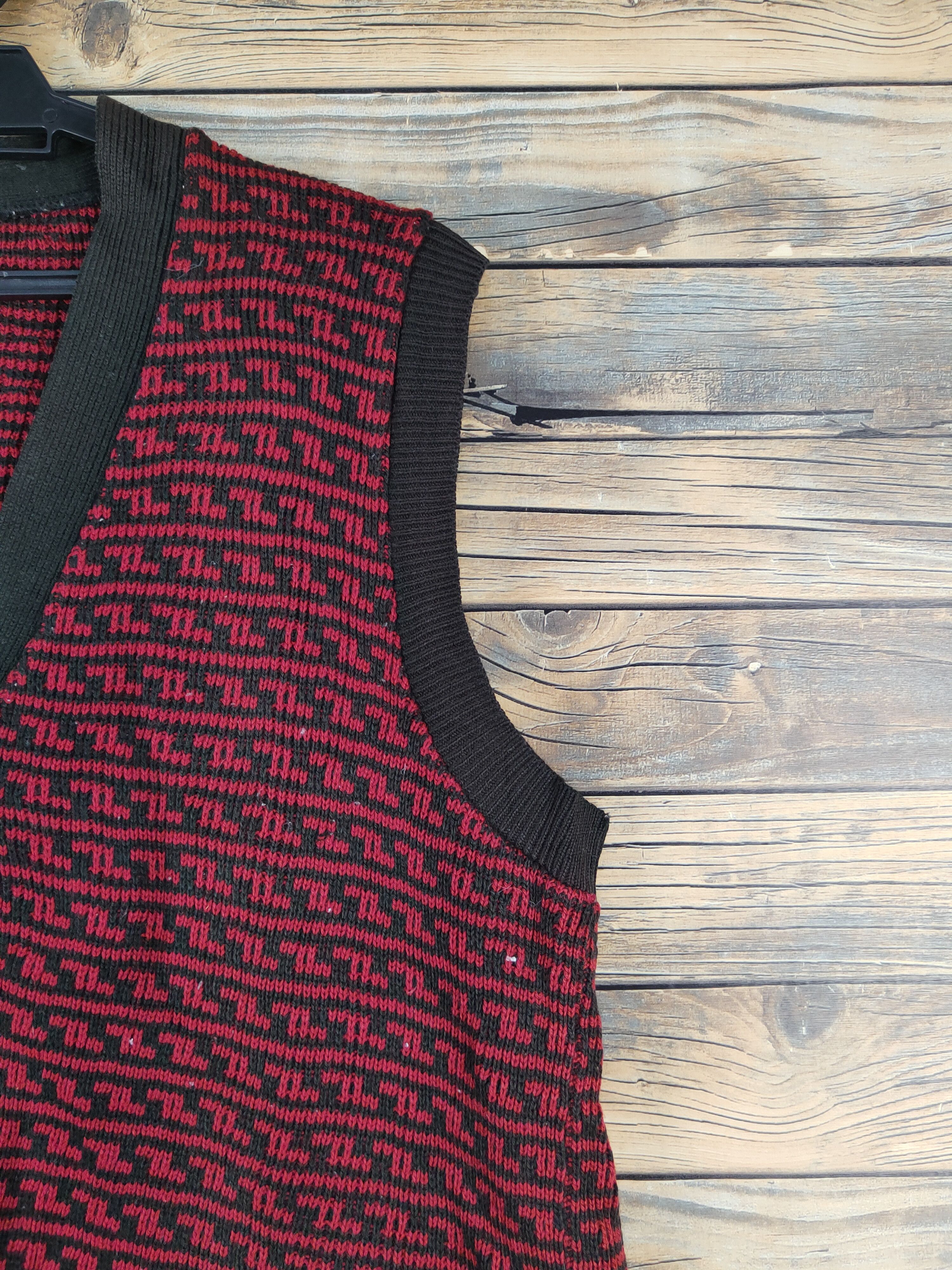 Homespun Knitwear Japanese Brand Red Black Knitwear Vests #W1333 Size L / US 10 / IT 46 - 7 Thumbnail