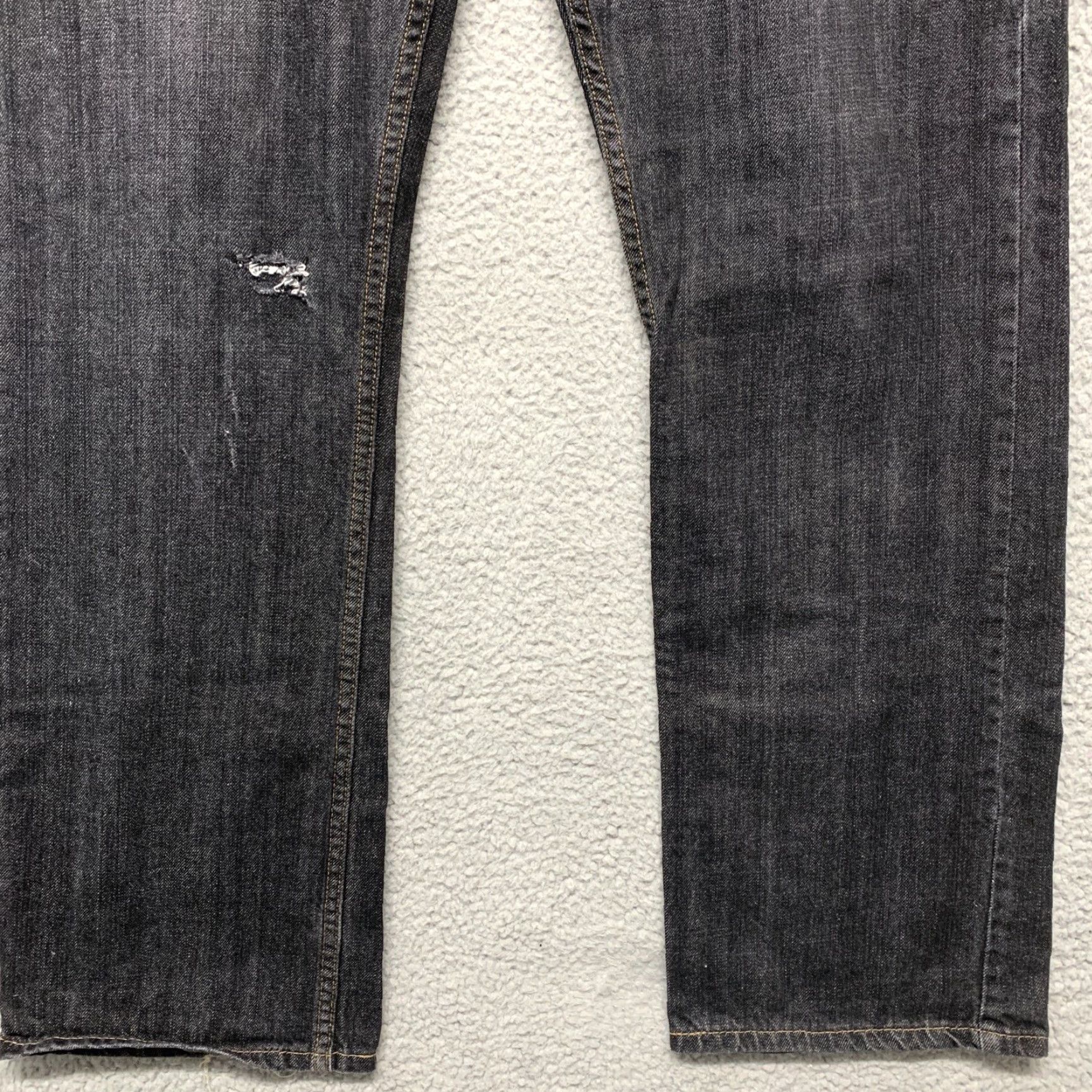 Levi's Levi Strauss Levi's 514 Slim Straight Jeans Mens 37X32 Heather Black Denim 5-Pocket Design Regular Slim Jeans Mens Size US 37 - 3 Thumbnail