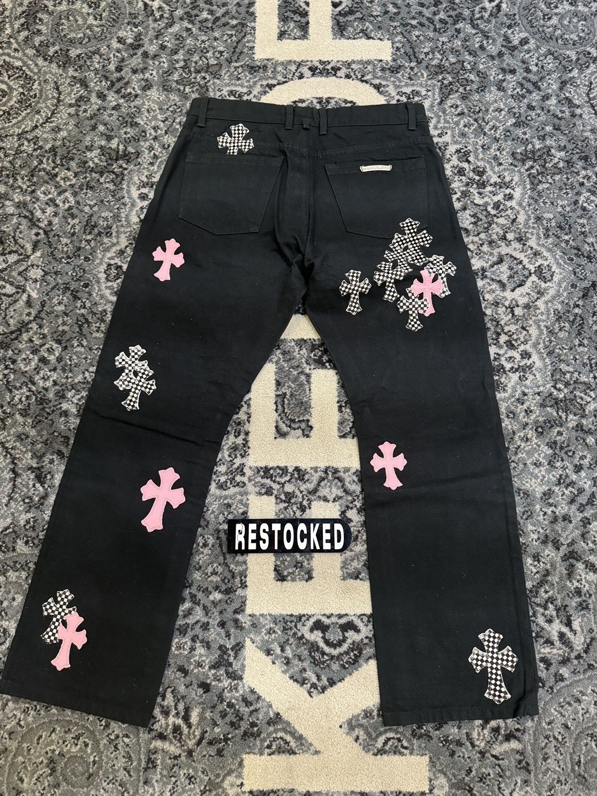 Chrome Hearts CHROME HEARTS PINK/CHECKERED KNEE CROSS PATCH DENIM SIZE 34 Size US 34 / EU 50 - 2 Thumbnail
