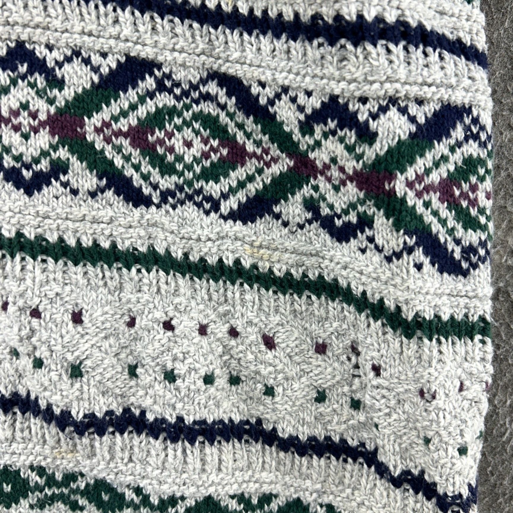 Vintage VINTAGE Cambridge Sweater Mens M White Green Pullover Fair Isle Chunky Knit 90s Cookies? Size US M / EU 48-50 / 2 - 7 Thumbnail