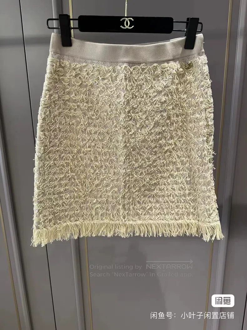 Chanel Chanel Greek series skirt Size 25" / US 0 / IT 36 - 1 Thumbnail