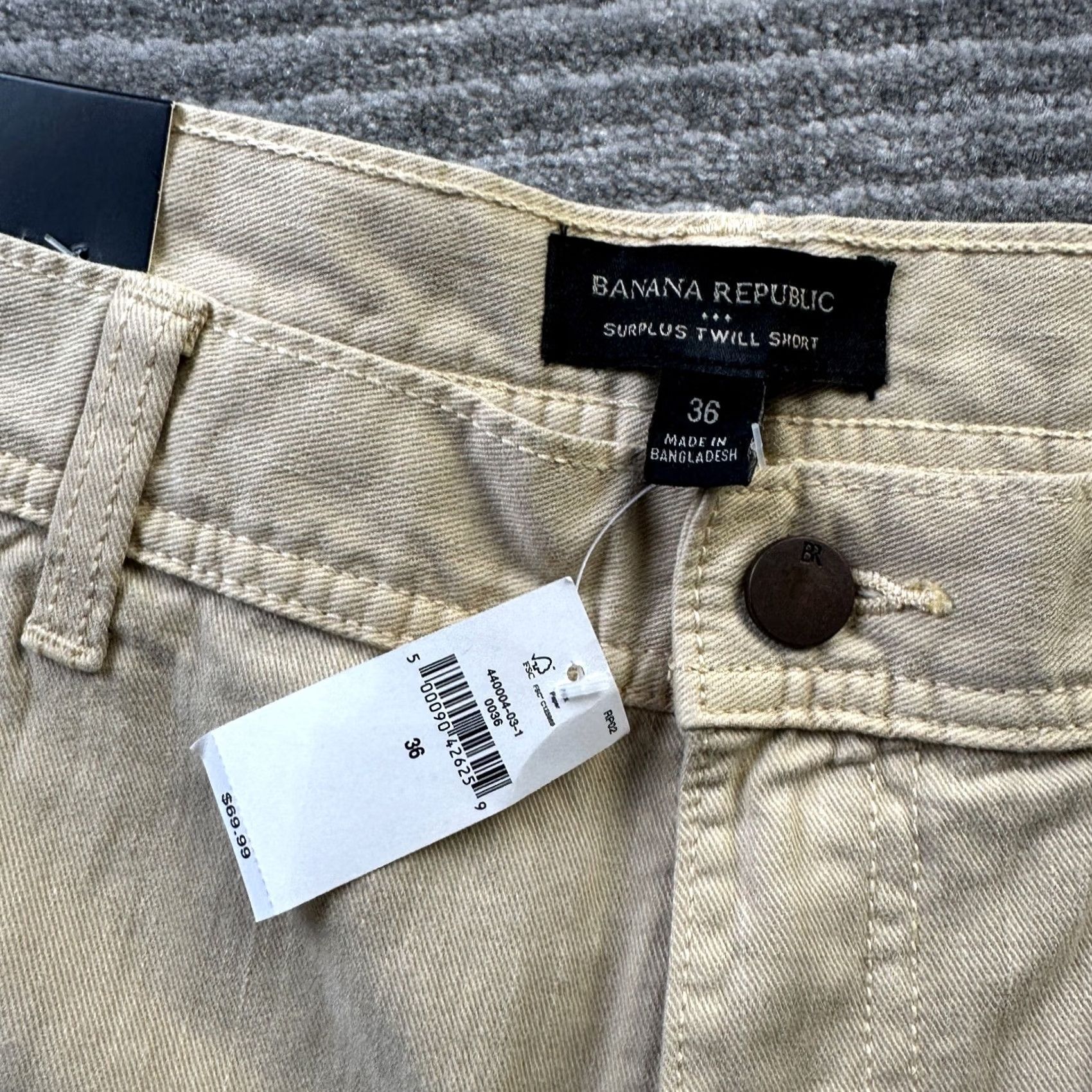 Banana Republic Banana Republic Shorts Mens 36 Beige Tan Surplus Twill Cotton Chino Khaki Size US 36 / EU 52 - 5 Thumbnail