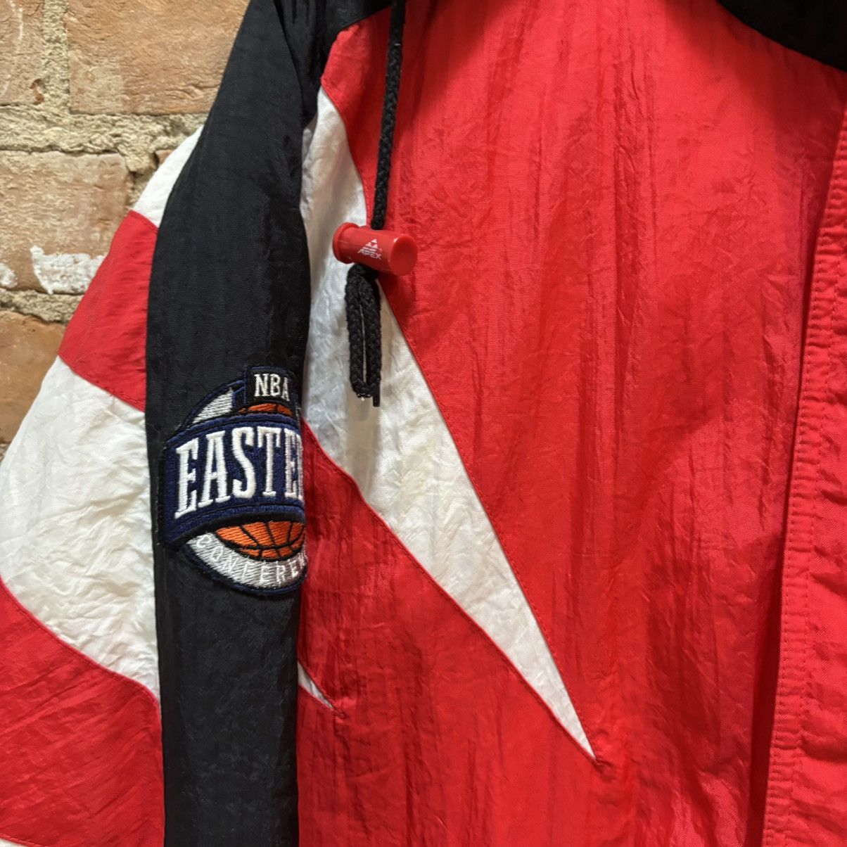 NBA × Vintage $250 Vintage 90s Apex One Chicago Bulls Puffer Jacket Size US L / EU 52-54 / 3 - 3 Thumbnail