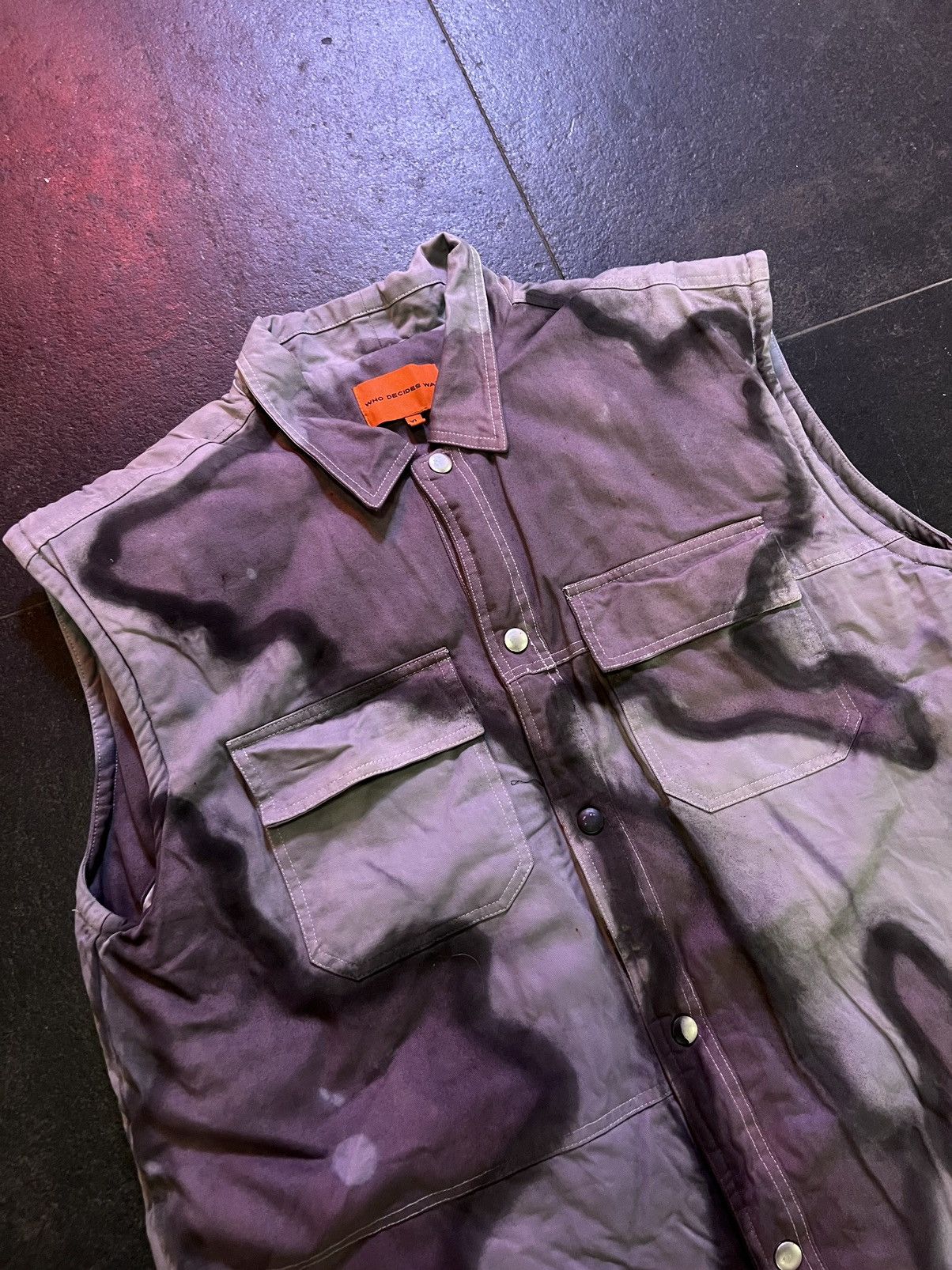 Who Decides War 1o1 sample puffer vest Size US XL / EU 56 / 4 - 2 Thumbnail