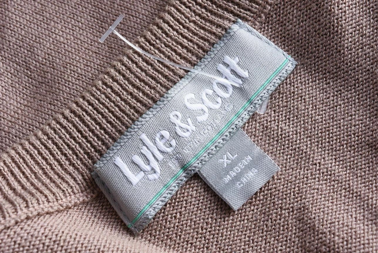 Lyle & Scott Lyle & Scott V-Neck Cotton Knit Jumper Sweater Beige Size US XL / EU 56 / 4 - 4 Thumbnail