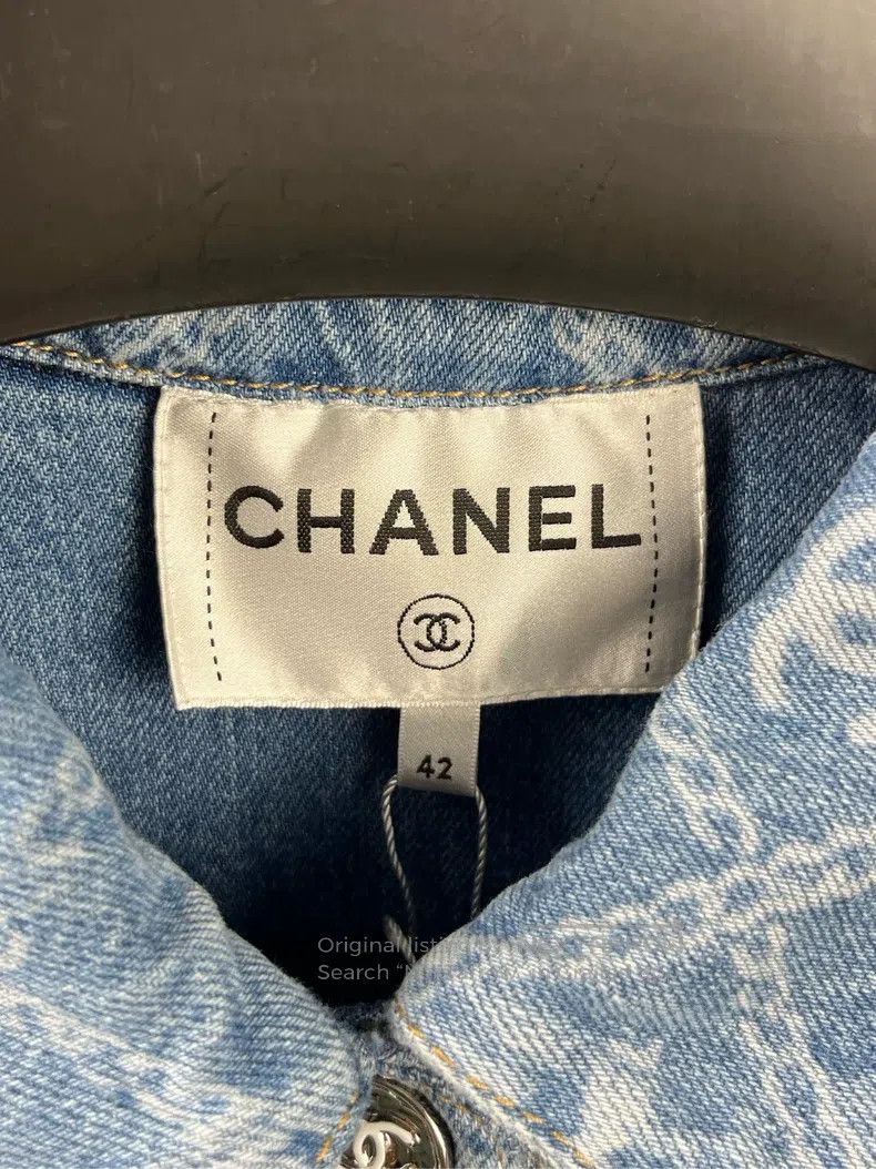 Chanel Chanel Blue full-print logo denim jacket Size M / US 6-8 / IT 42-44 - 4 Thumbnail