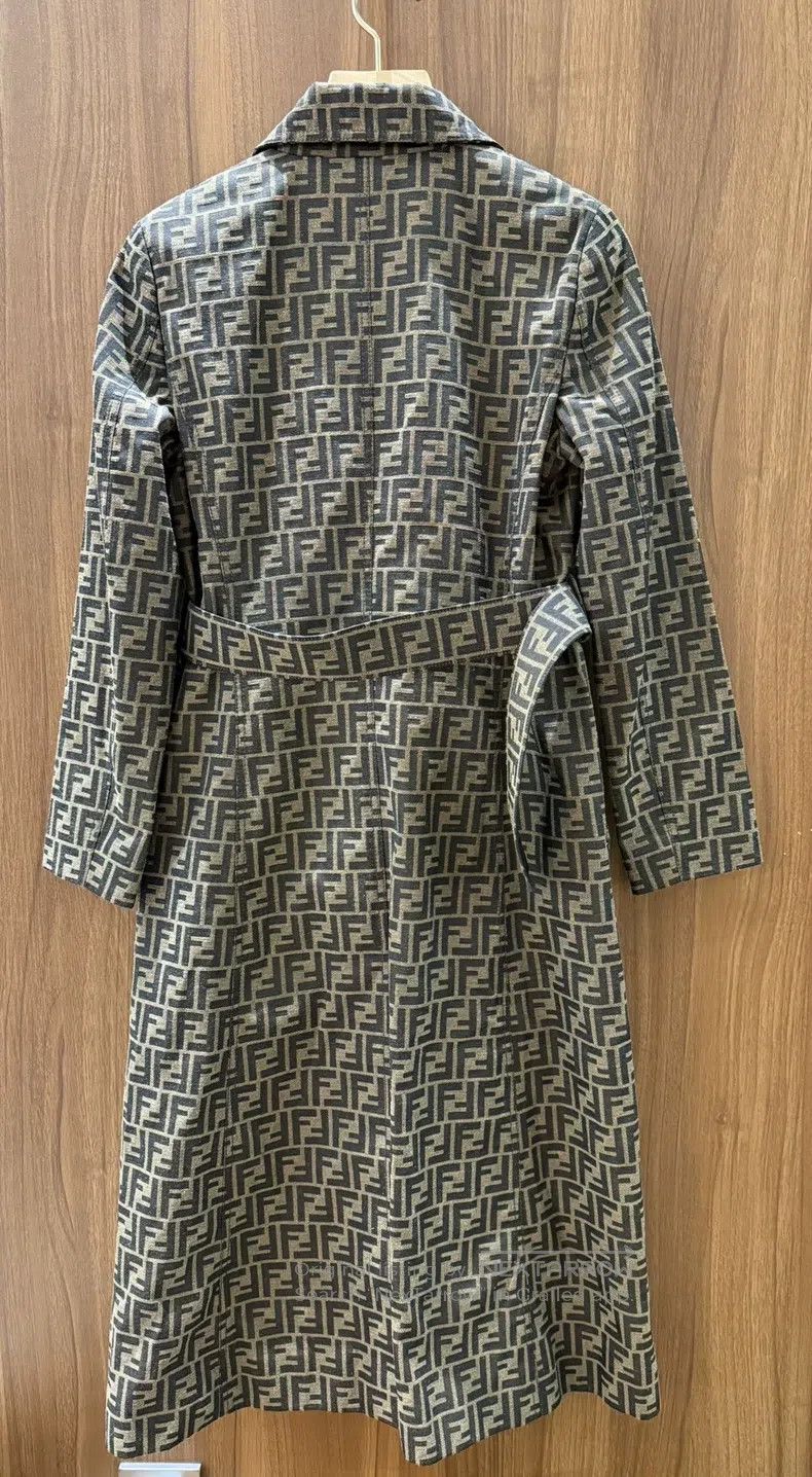 Fendi Fendi Monogrammed trench coat Size XXS / US 00 / IT 34 - 2 Thumbnail