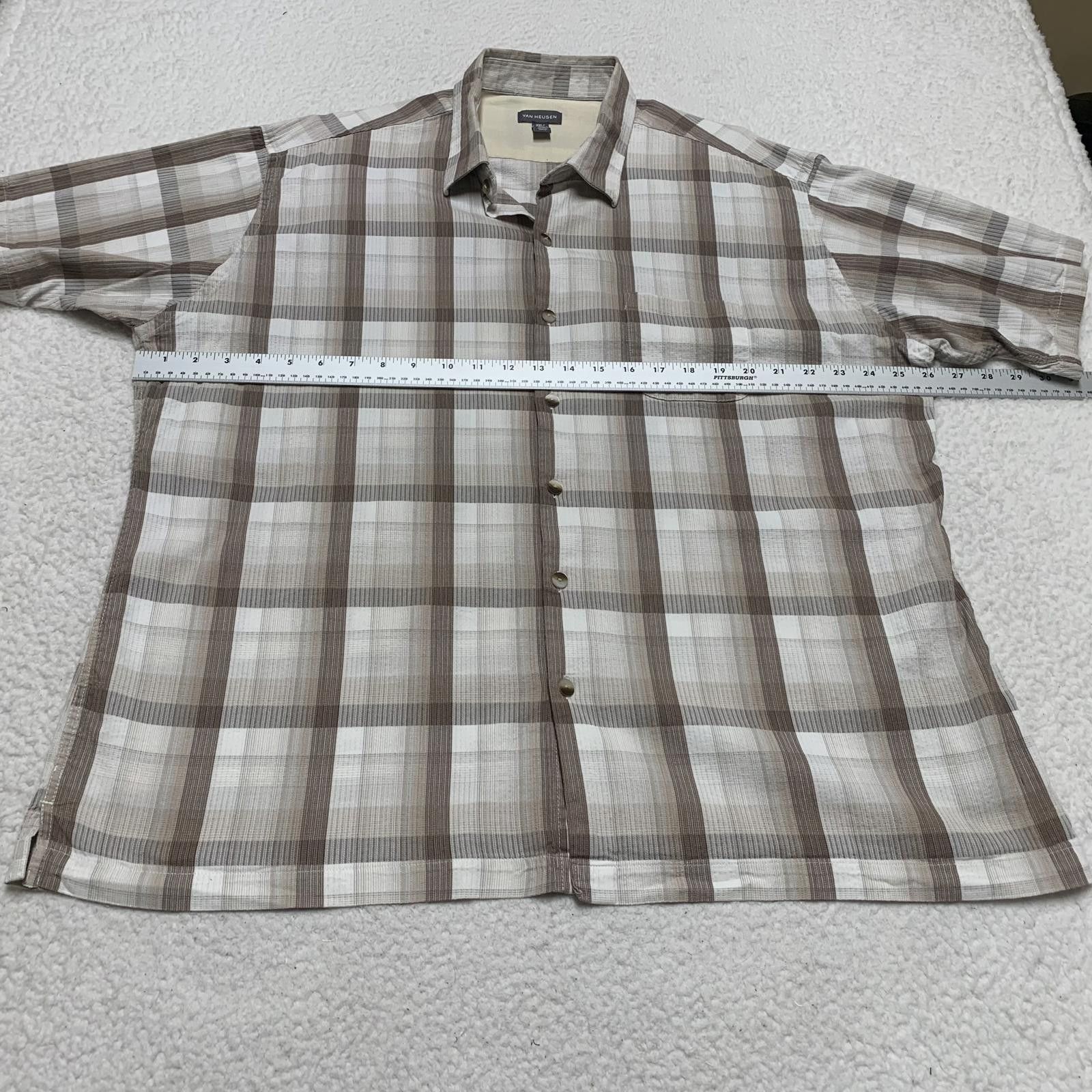 Van Heusen Van Heusen Men XXL Beige Plaid Short Sleeve Shirt Size US XXL / EU 58 / 5 - 8 Thumbnail