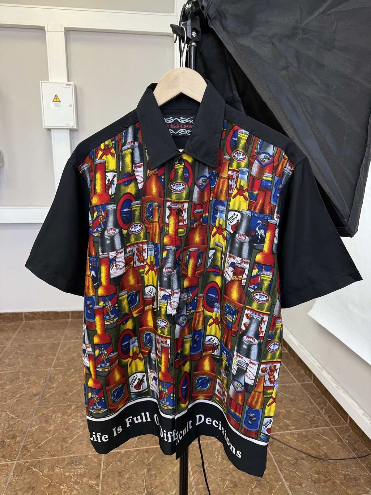 Budweiser 🇺🇸 Vintage 90s Life is Full of Difficult Decisions Heineken Size US M / EU 48-50 / 2 - 1 Thumbnail
