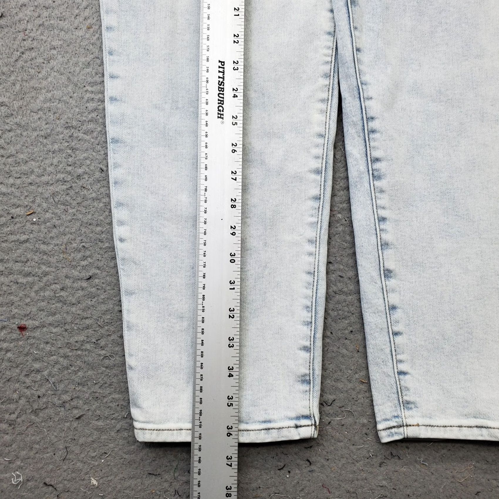 Express Express Womens 8 Jeans Boyfriend Mid Rise Light Wash Straight Leg Denim Leather? Size 30" / US 8 / IT 44 - 3 Thumbnail