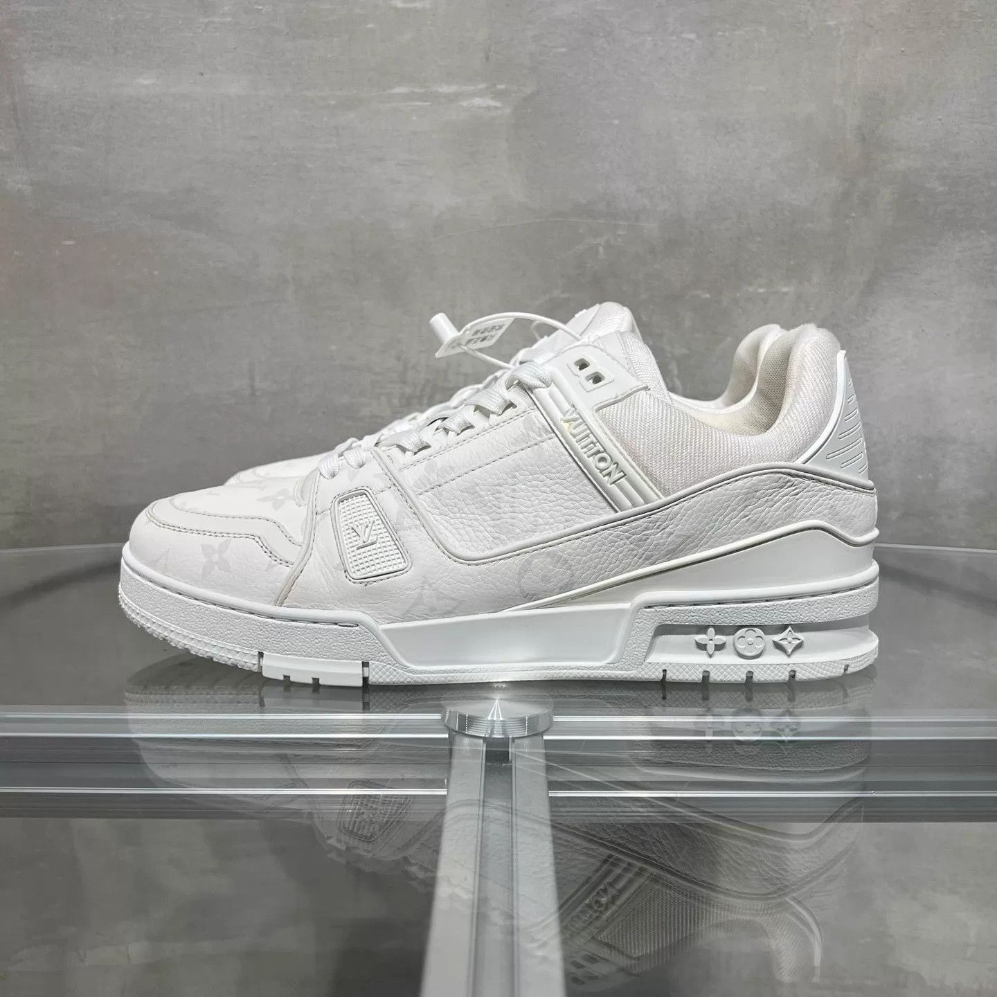 Louis Vuitton LV Trainer White All-Over Print 41.5 Size US 8.5 / EU 41-42 - 3 Thumbnail