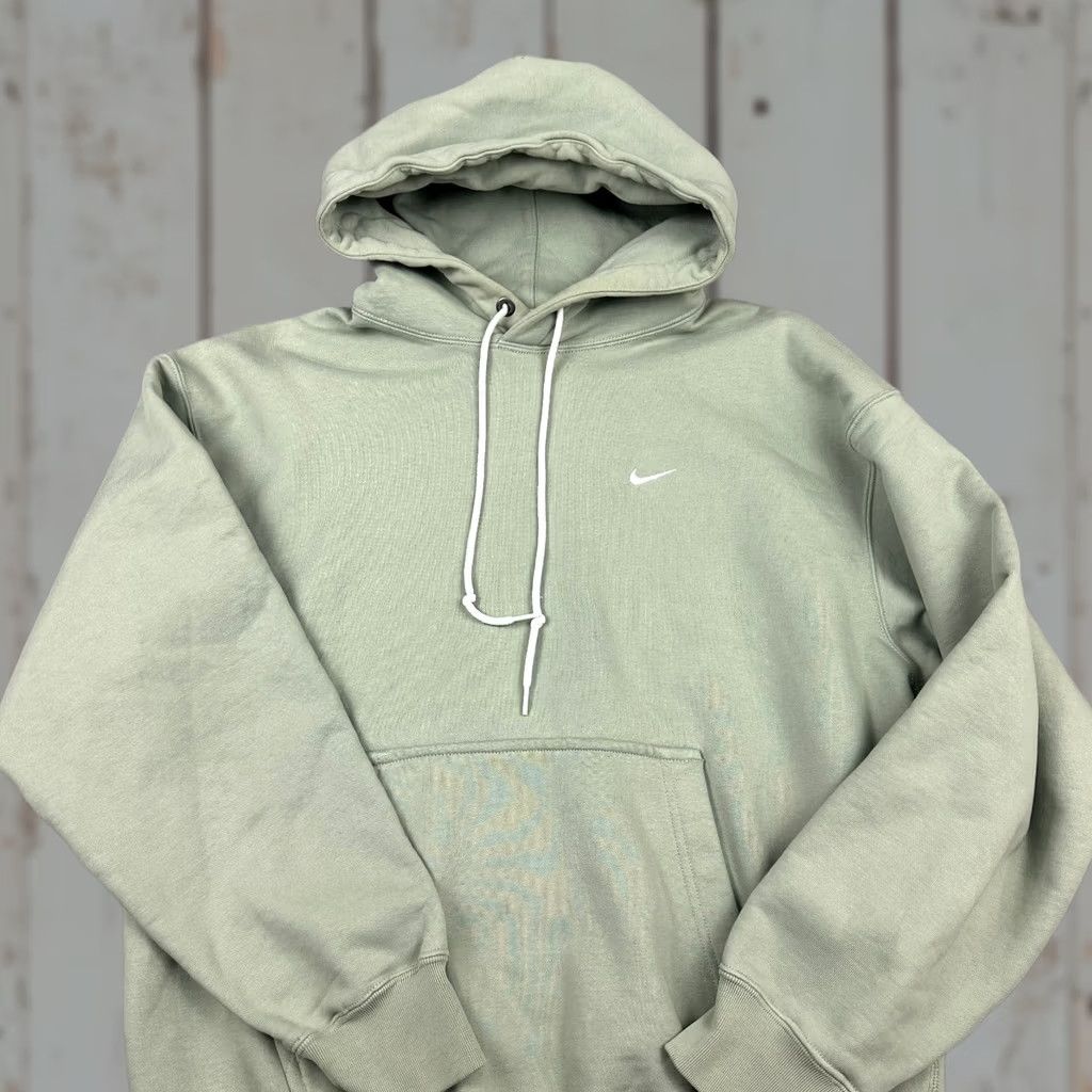 Nike Nike Hoodie Mens Medium Green Heavyweight Pullover Sweatshirt Hoodie Pockets Logo Swoosh Sports Sweatshirt Size US M / EU 48-50 / 2 - 1 Thumbnail
