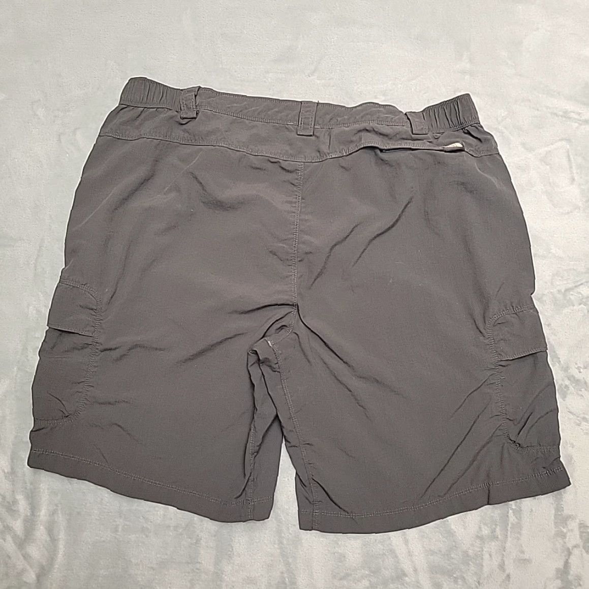 The North Face The North Face Shorts Men L Gray Performance Nylon Elastic Waist Lightweight Casua l Travel Pockets Zipper Slash Pocket Machine Washable Mens Size US 33 - 4 Thumbnail
