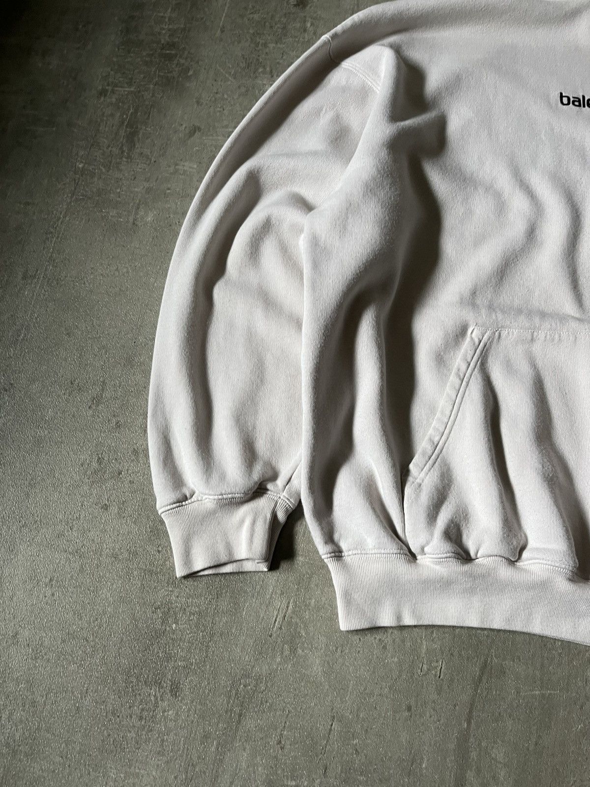 Balenciaga Balenciaga football beige hoodie rare Size US S / EU 44-46 / 1 - 2 Thumbnail